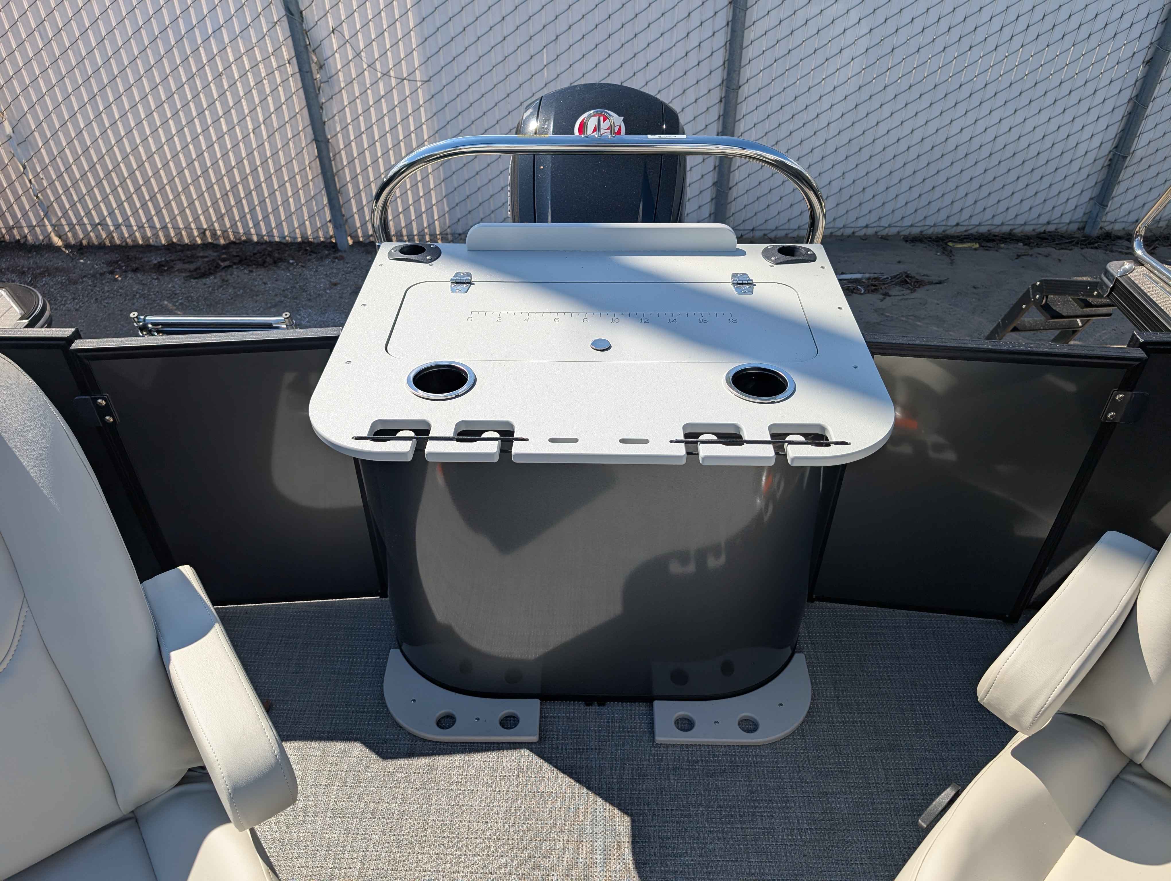 boat-carouselImage-image