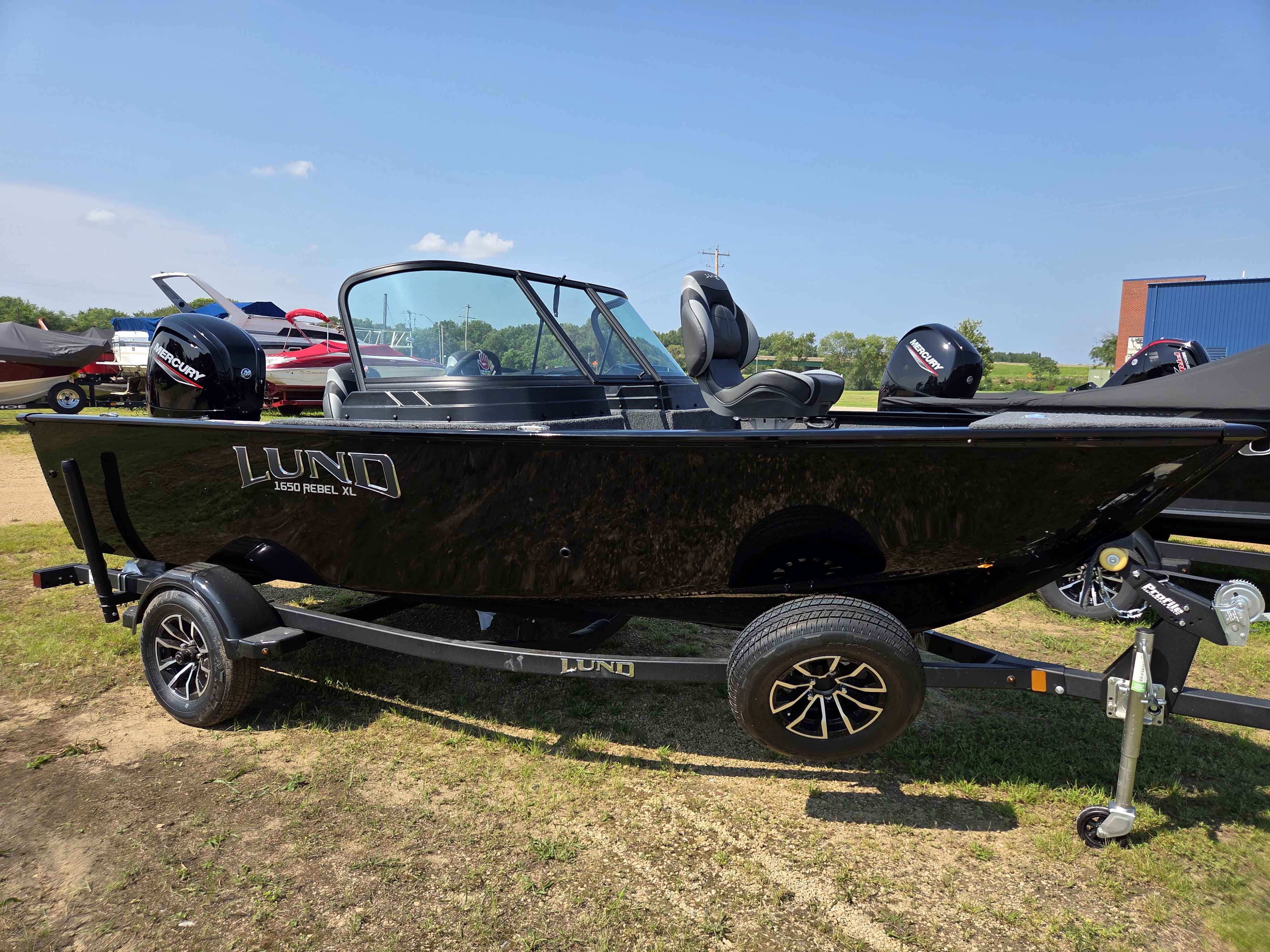 2026 Lund Boat Co. 1650REBELXLSPSE