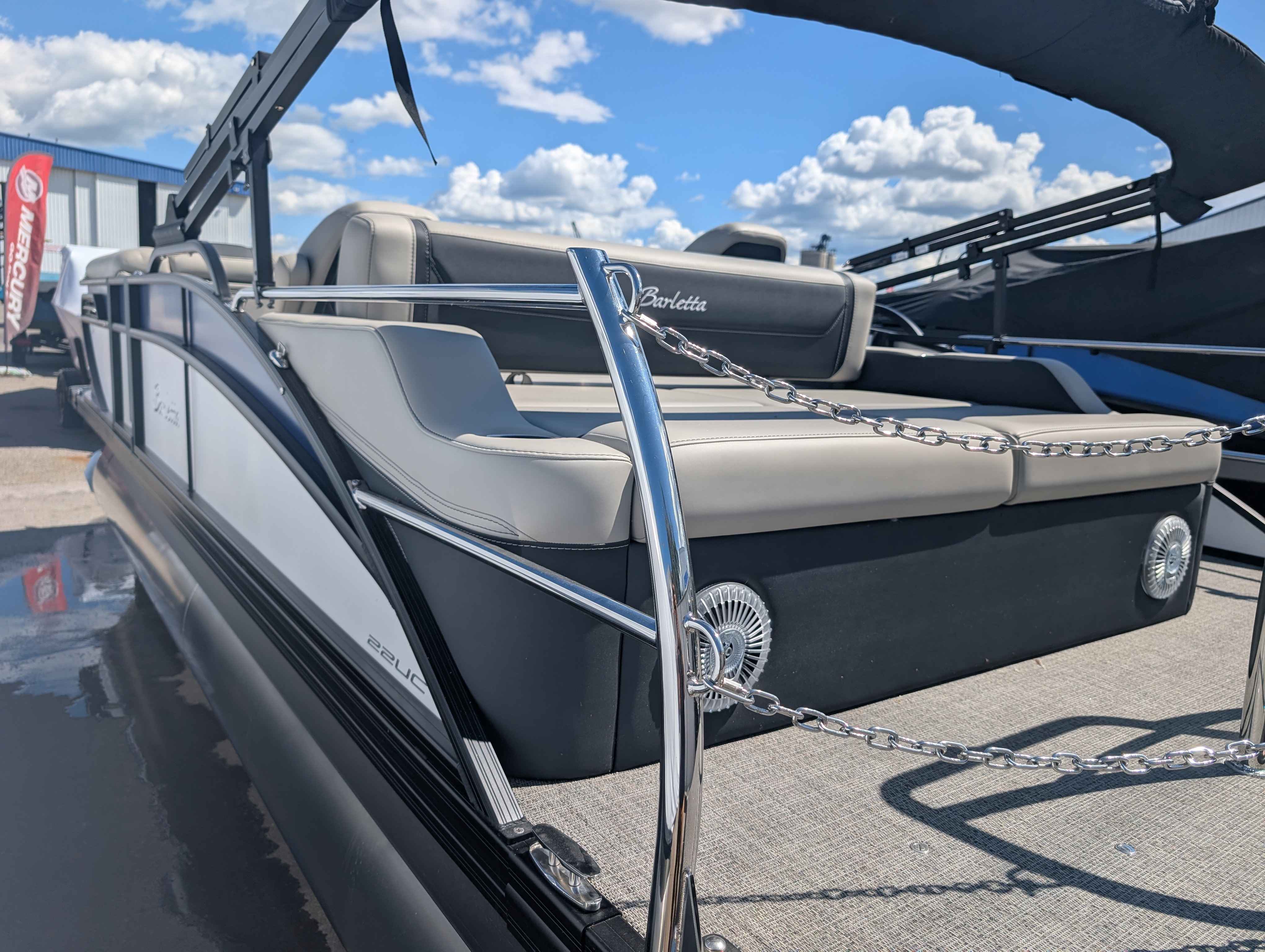 boat-carouselImage-image