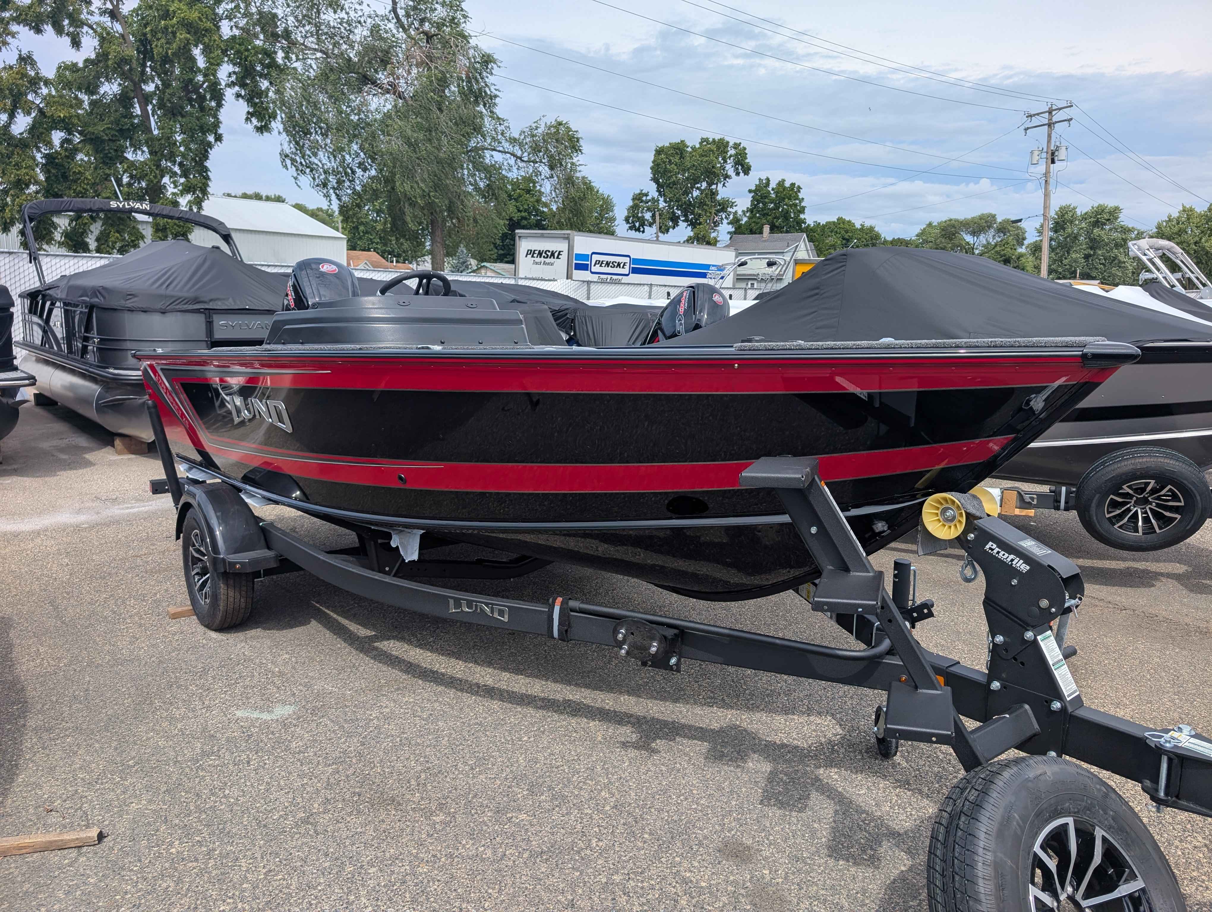2026 Lund Boat Co. 1775 IMP XS/SS