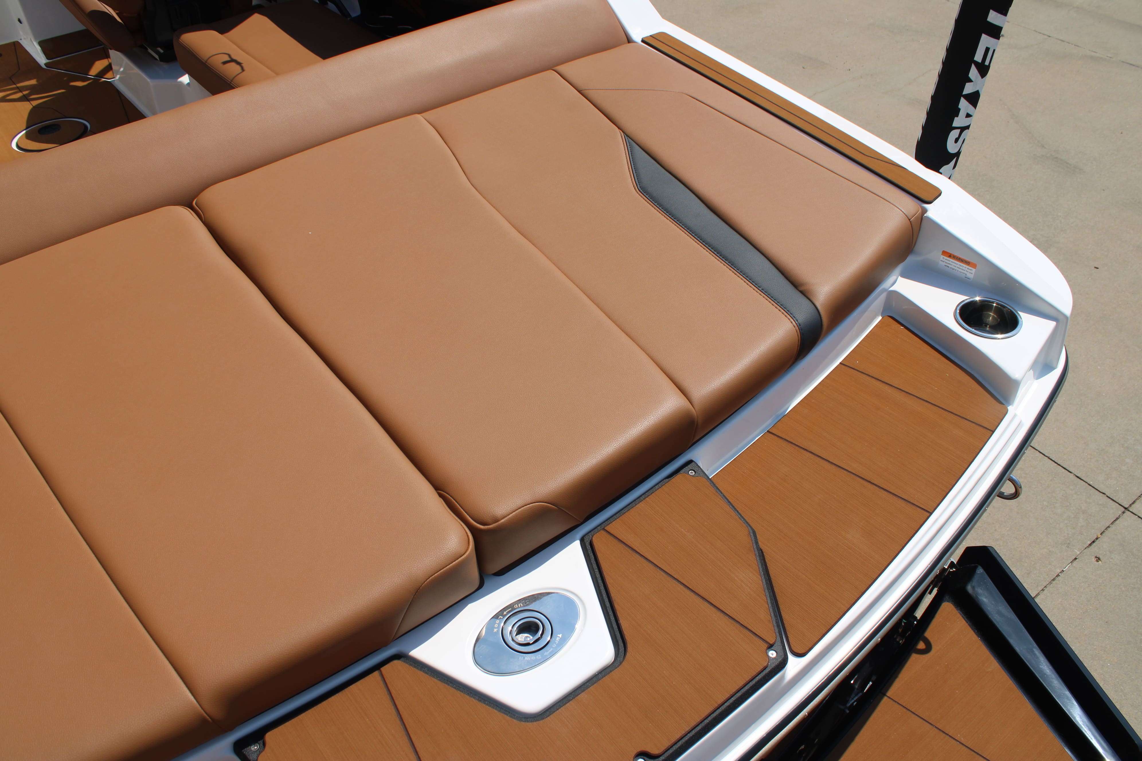 2026 Axis Wake Research Core Series T220-9