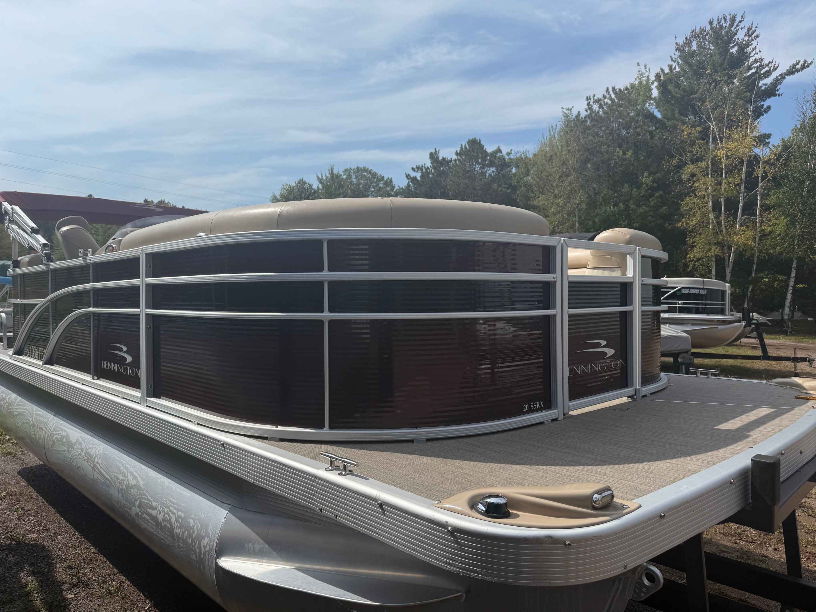 boat-carouselImage-image