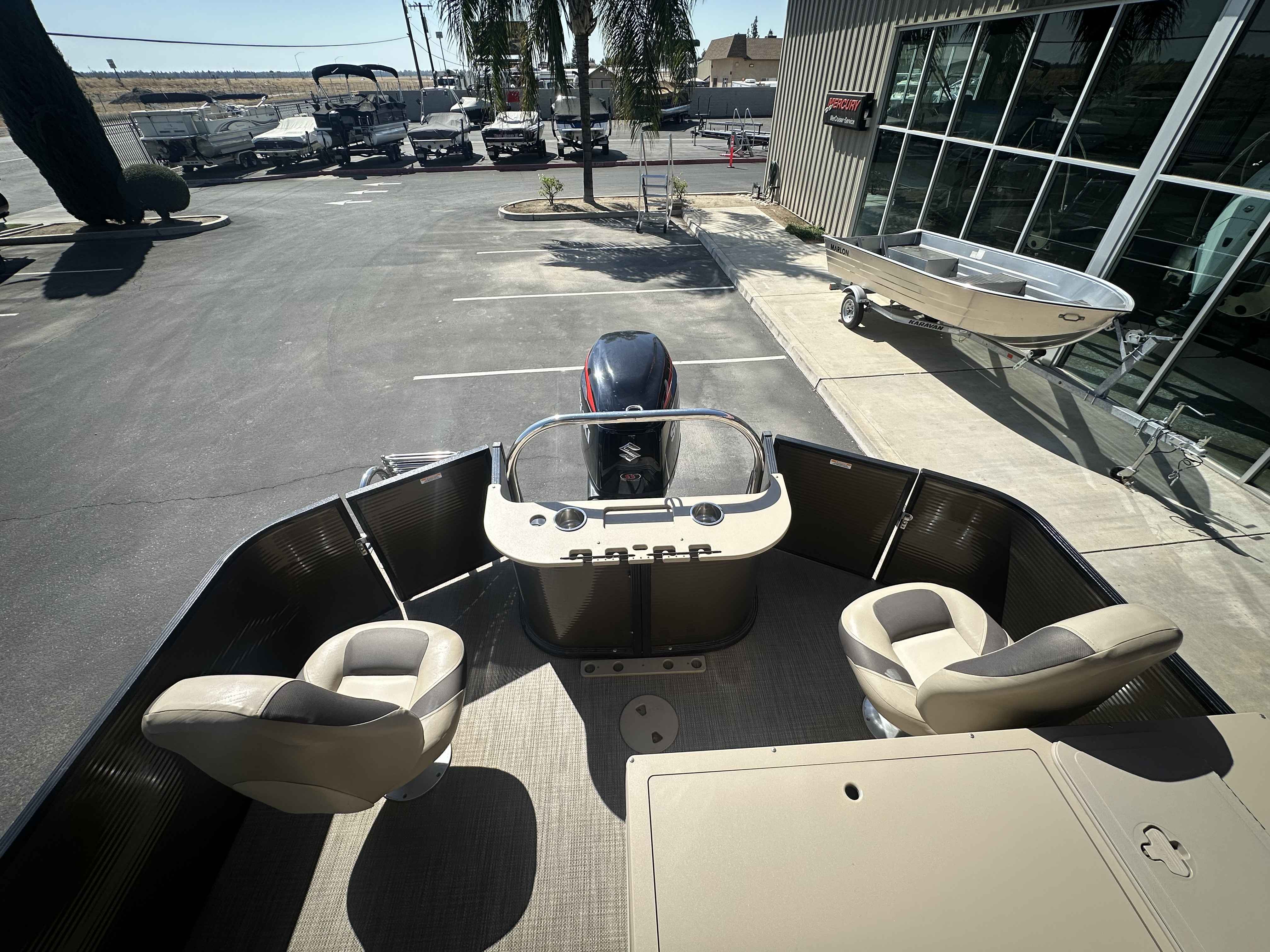 2020 Manitou Encore 240 SHP Pro Angler-8