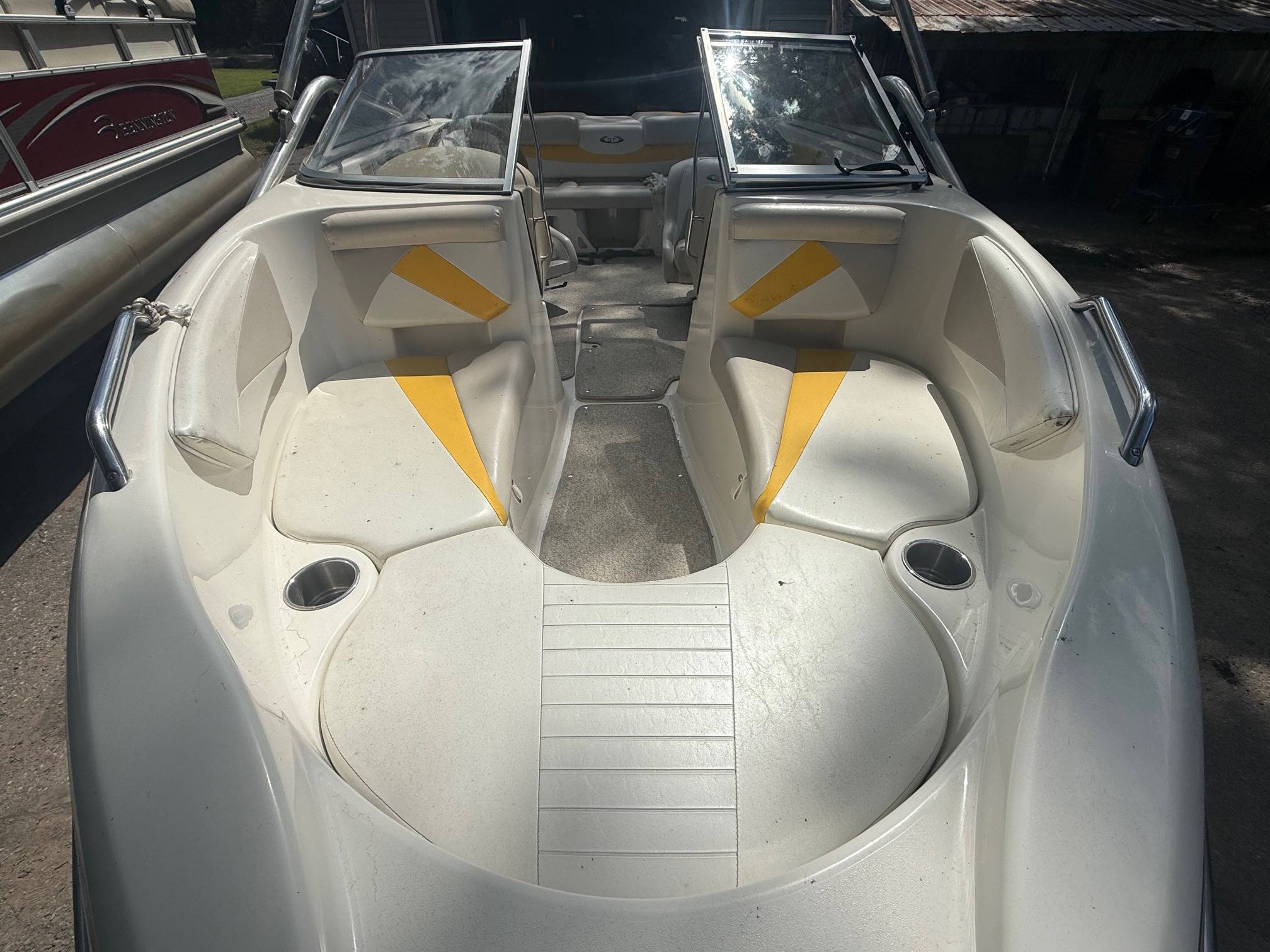 boat-carouselImage-image