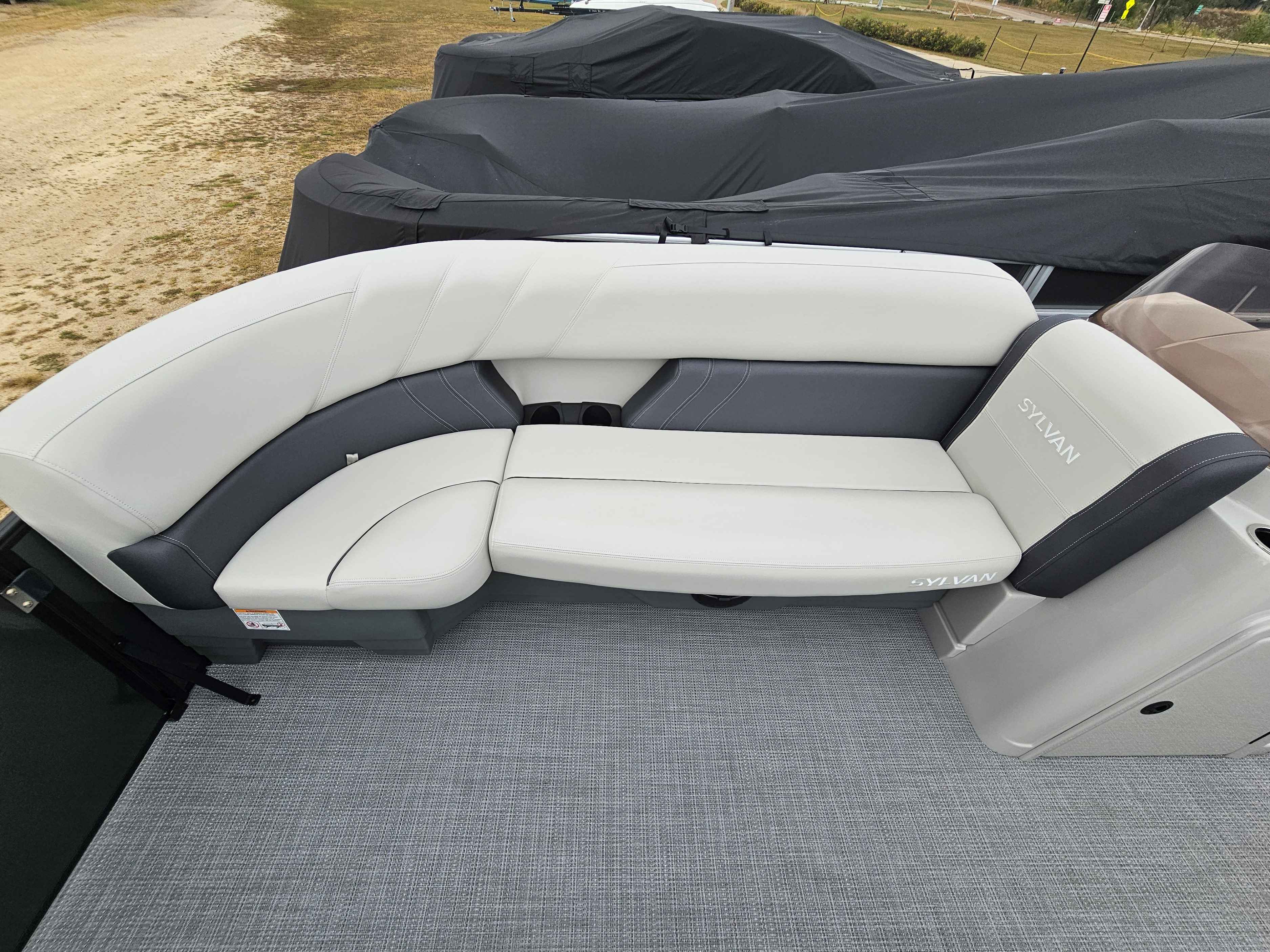 boat-carouselImage-image