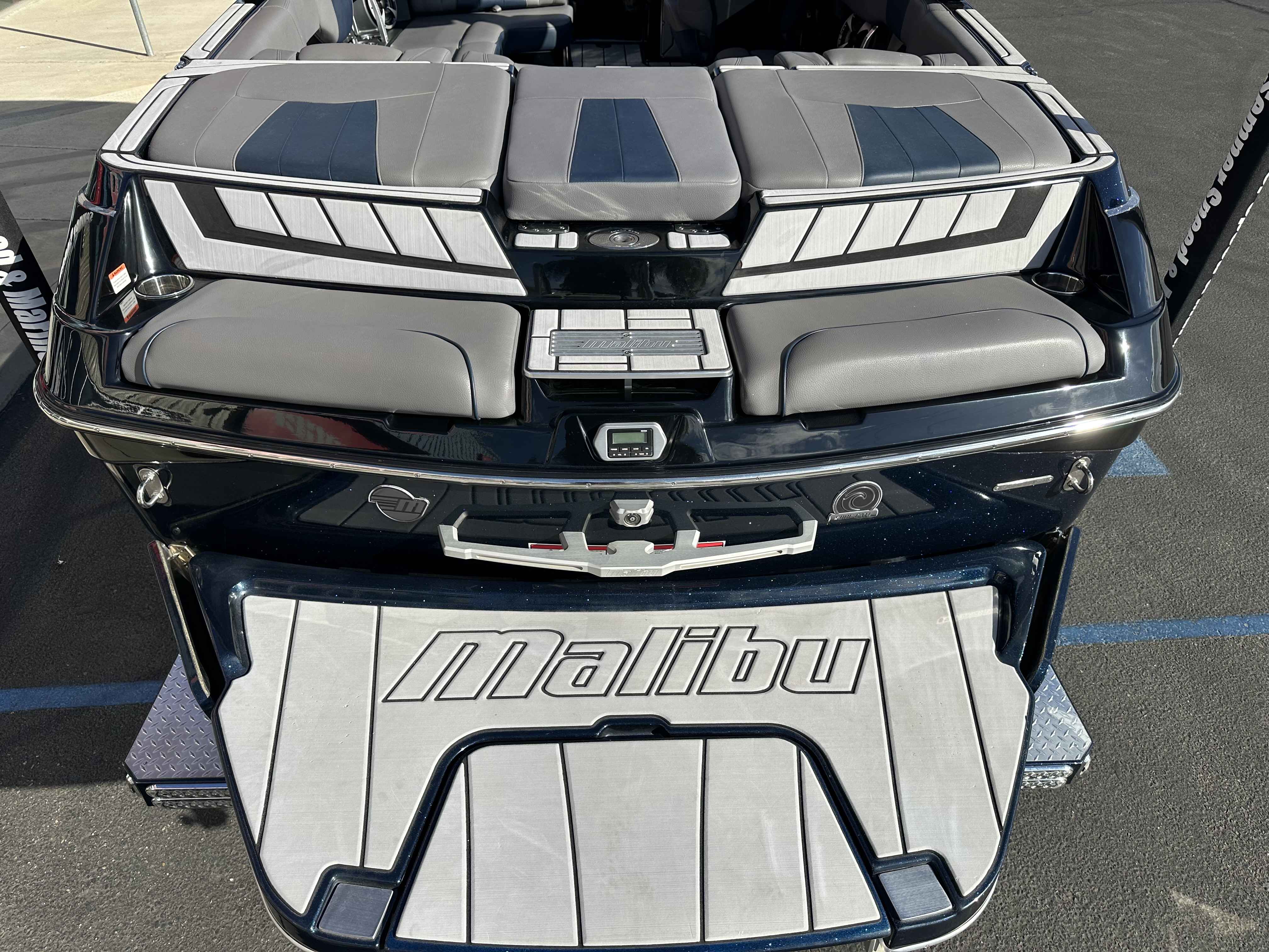 2020 Malibu 23MXZ-5