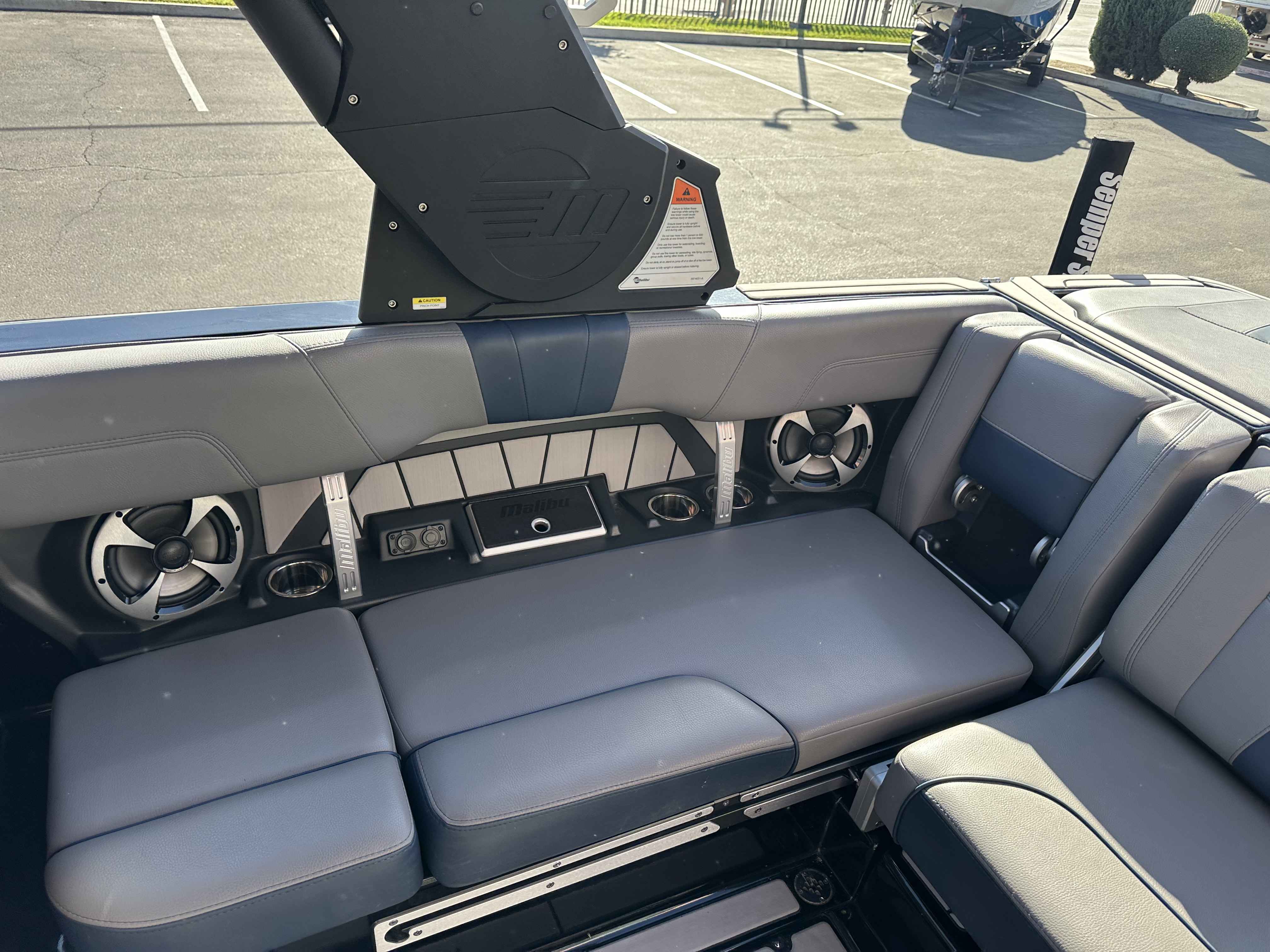 2020 Malibu 23MXZ-14