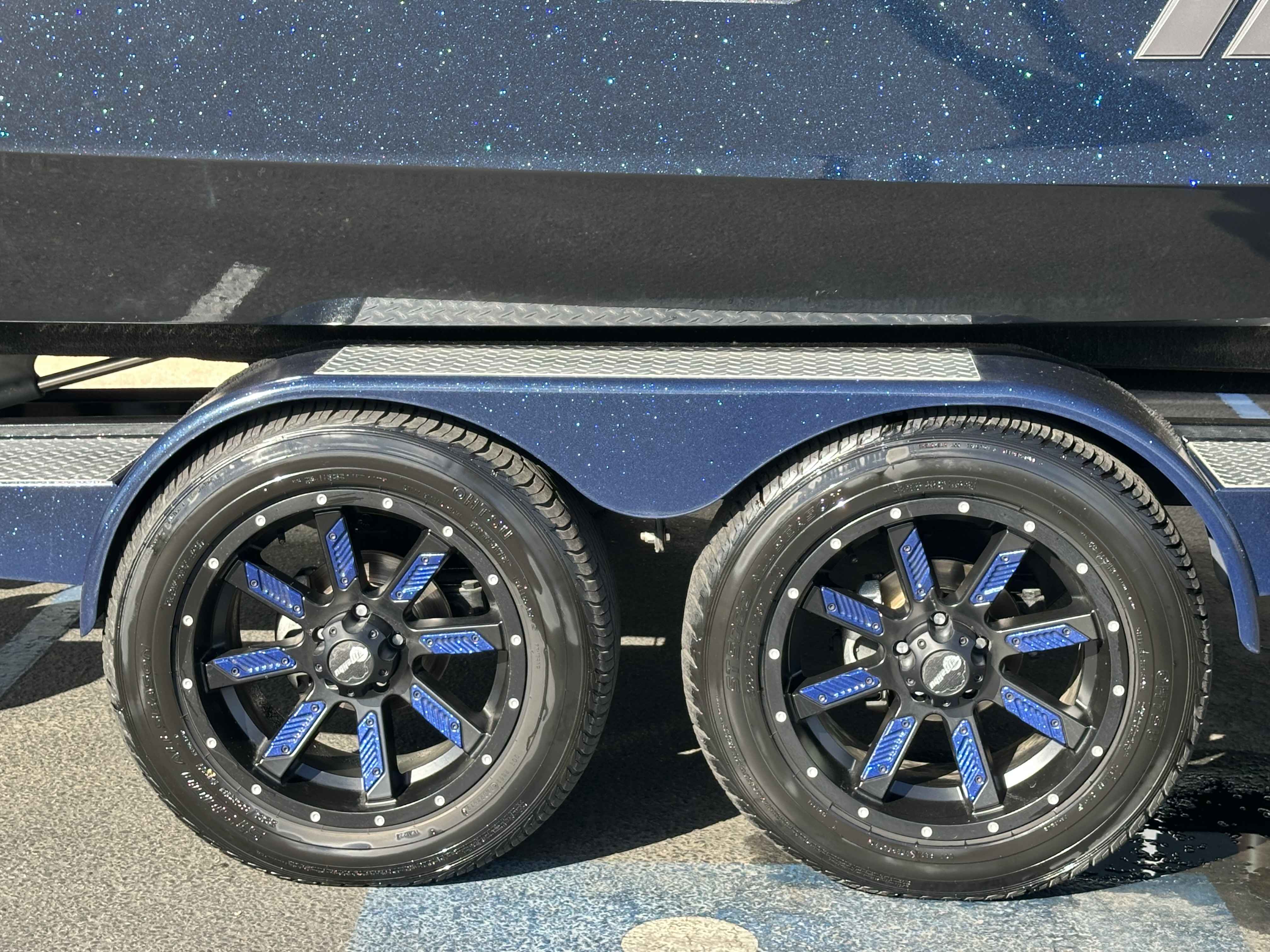 2020 Malibu 23MXZ-21