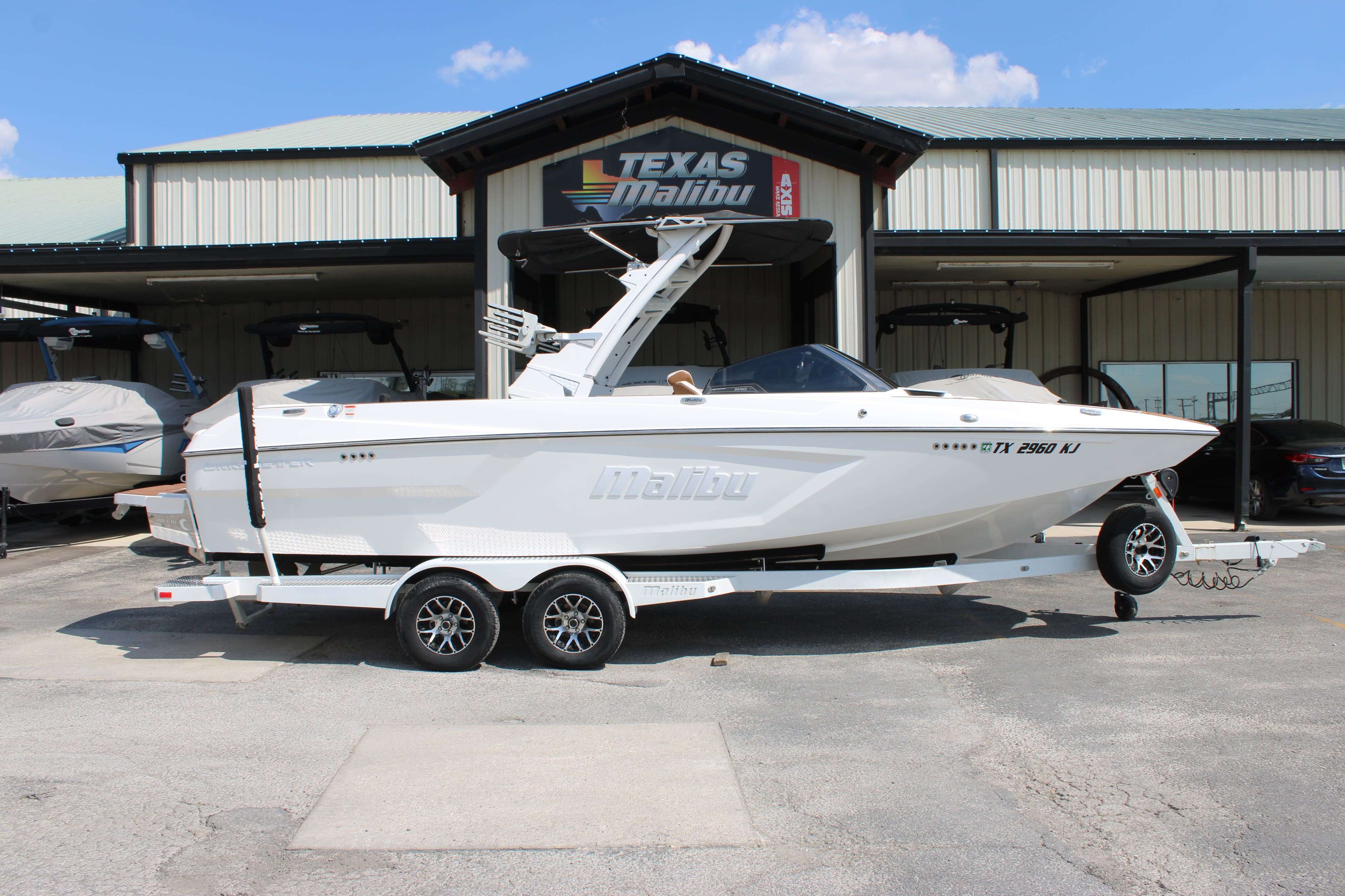 2021 Malibu Boats Wakesetter 24 MXZ