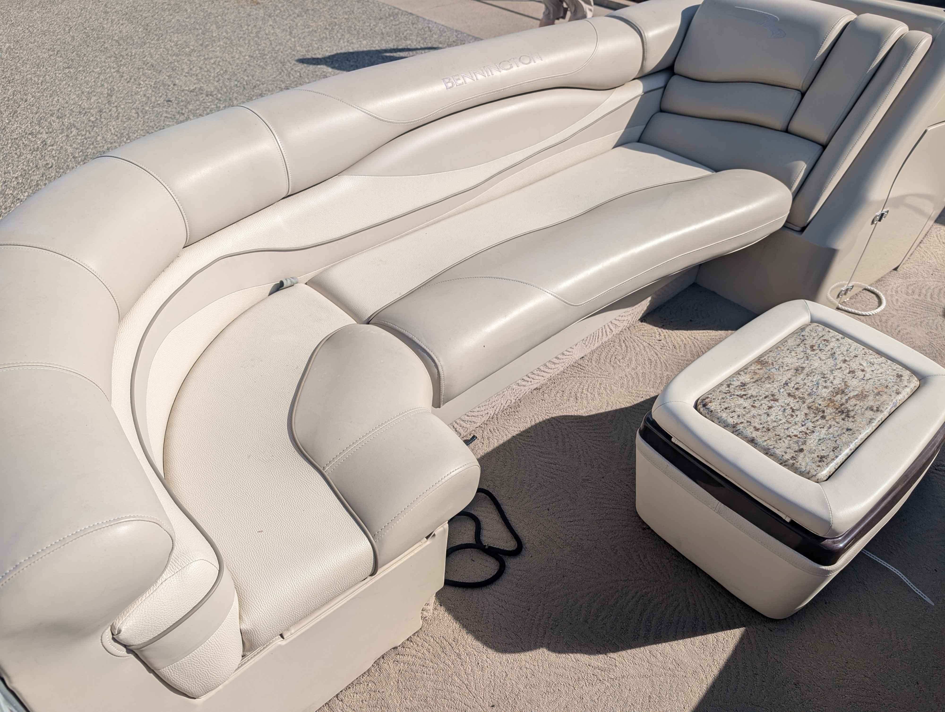 boat-carouselImage-image