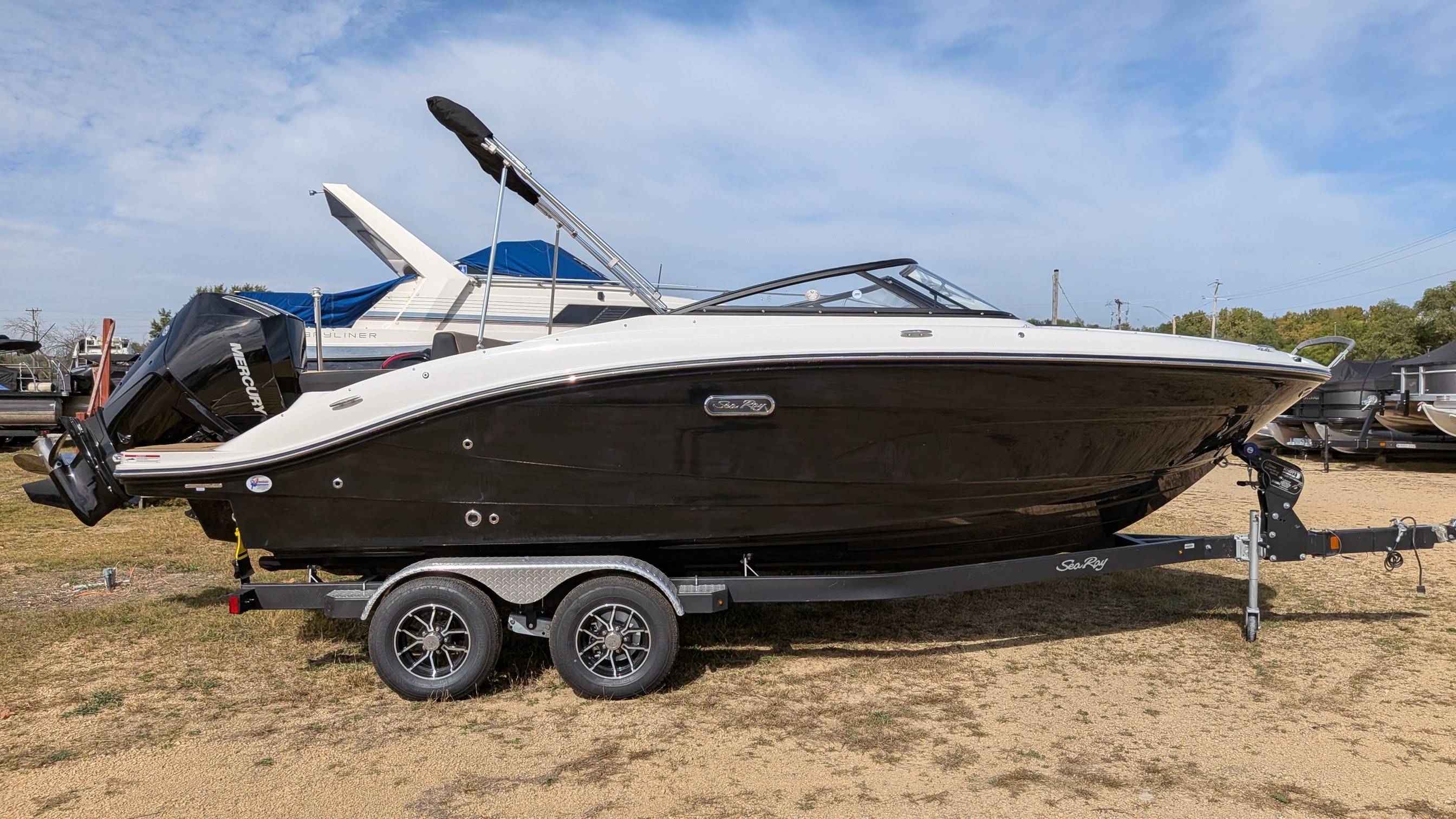 2026 Sea Ray SPX 210/OB0