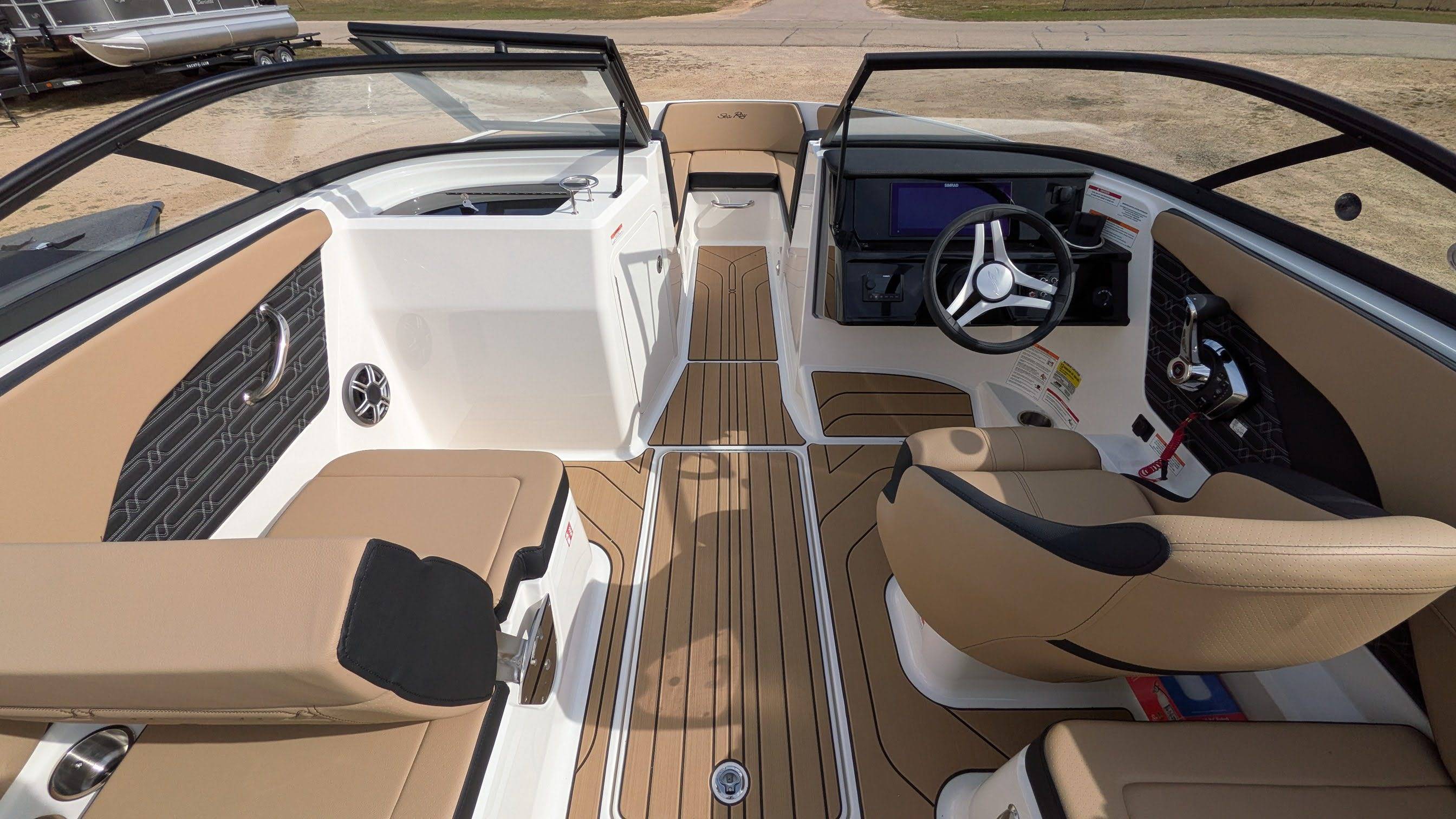boat-carouselImage-image
