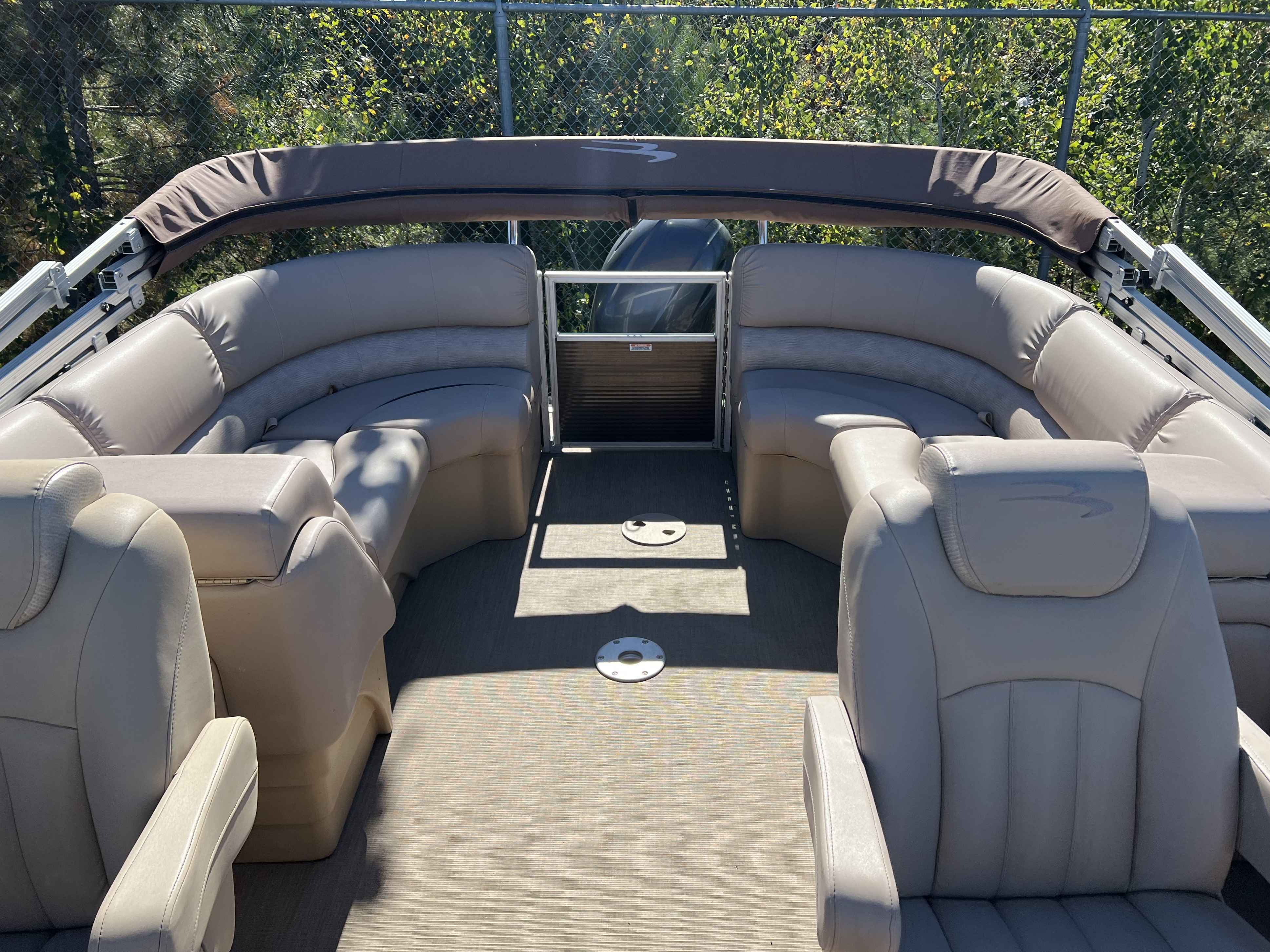 boat-carouselImage-image
