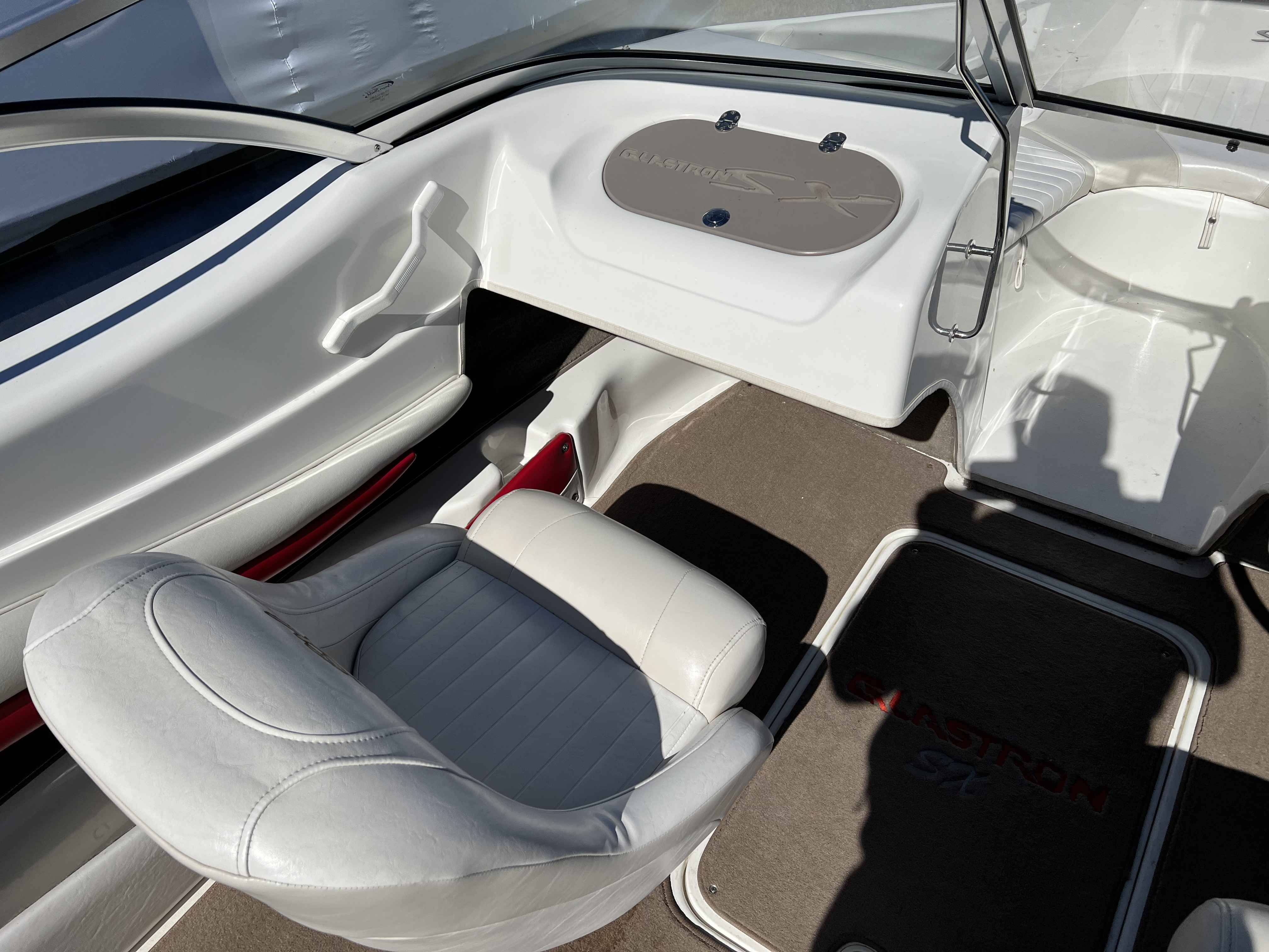 boat-carouselImage-image