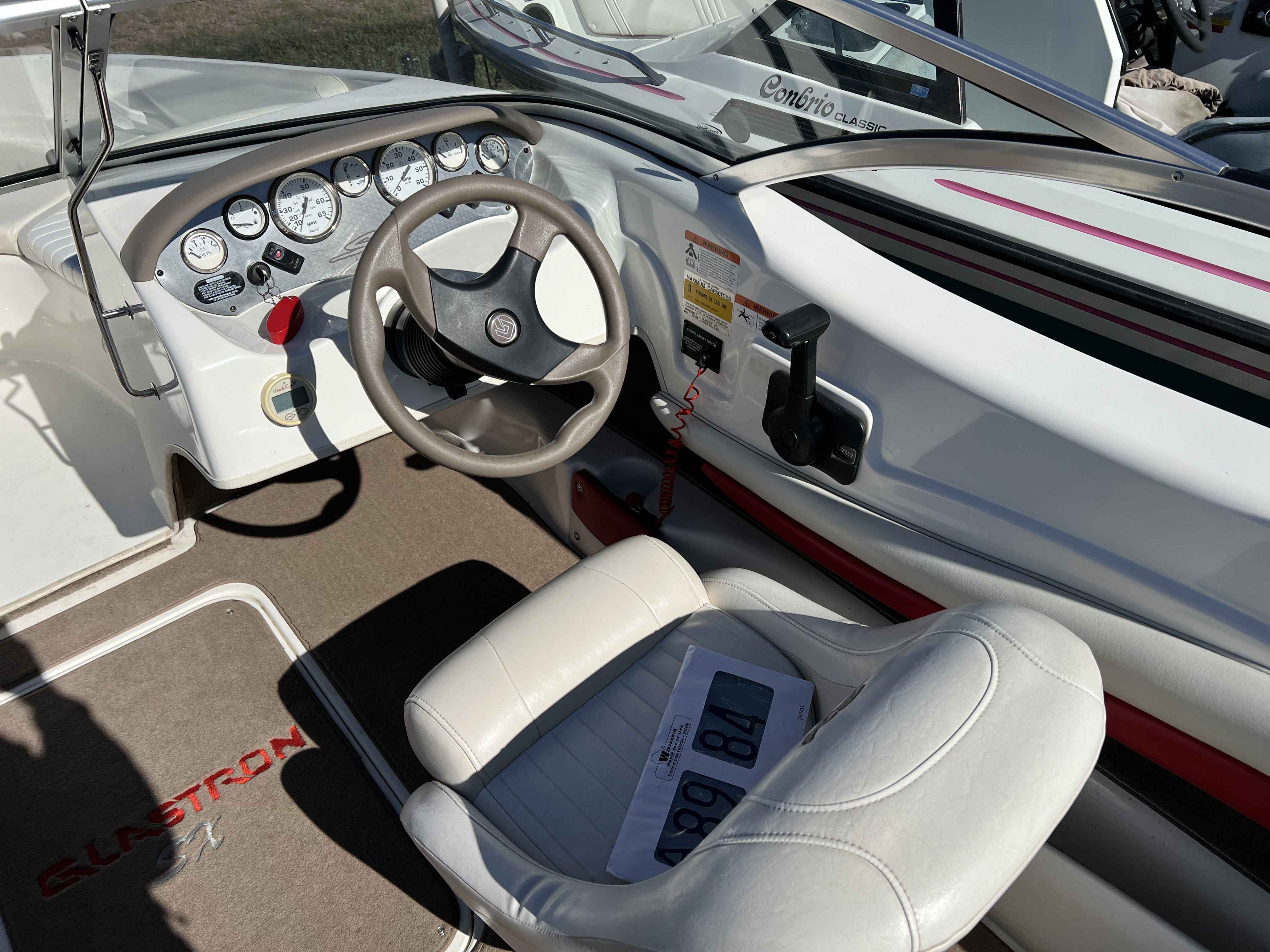 boat-carouselImage-image