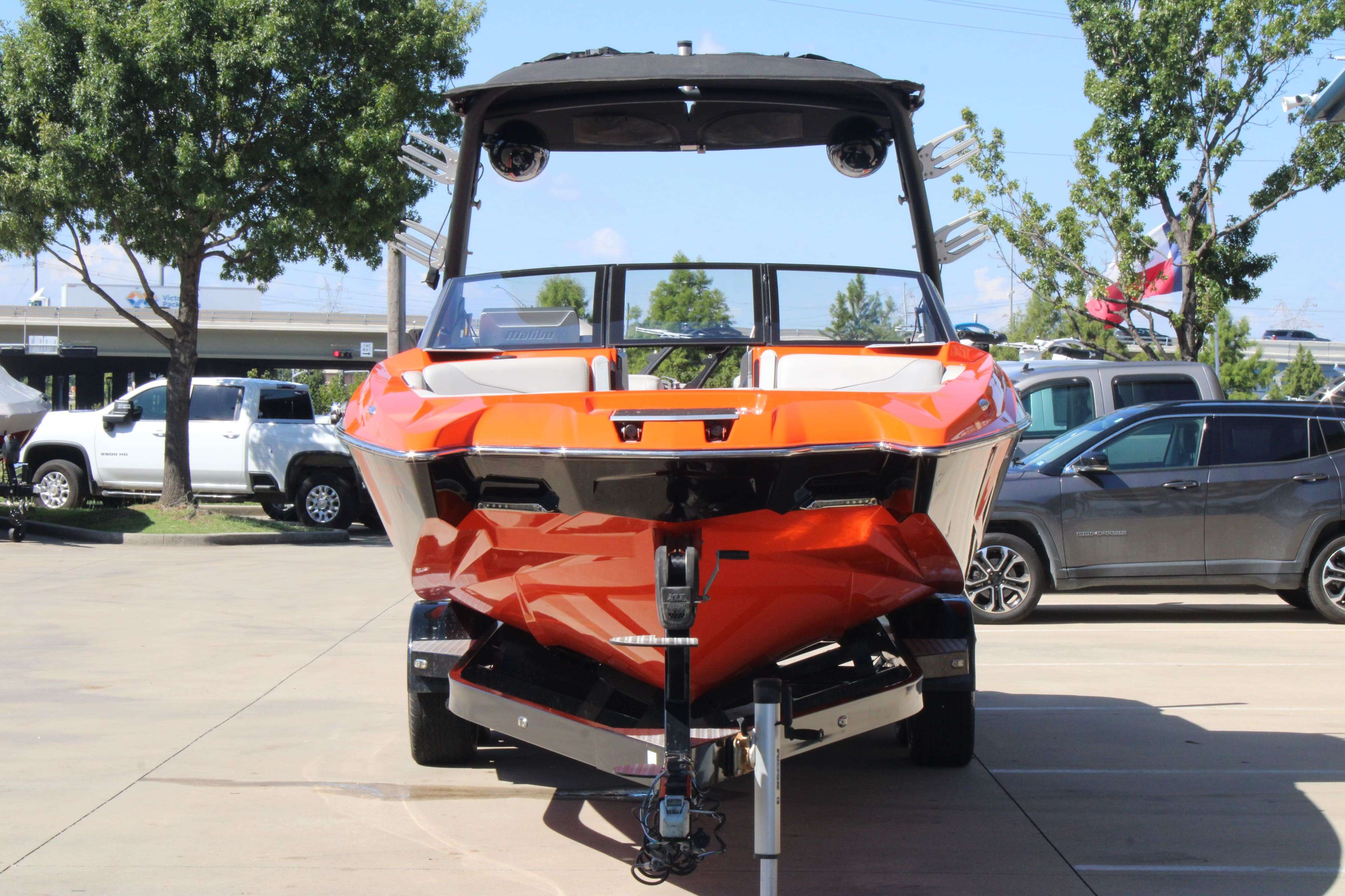 2017 Malibu Boats Wakesetter 24 MXZ-4