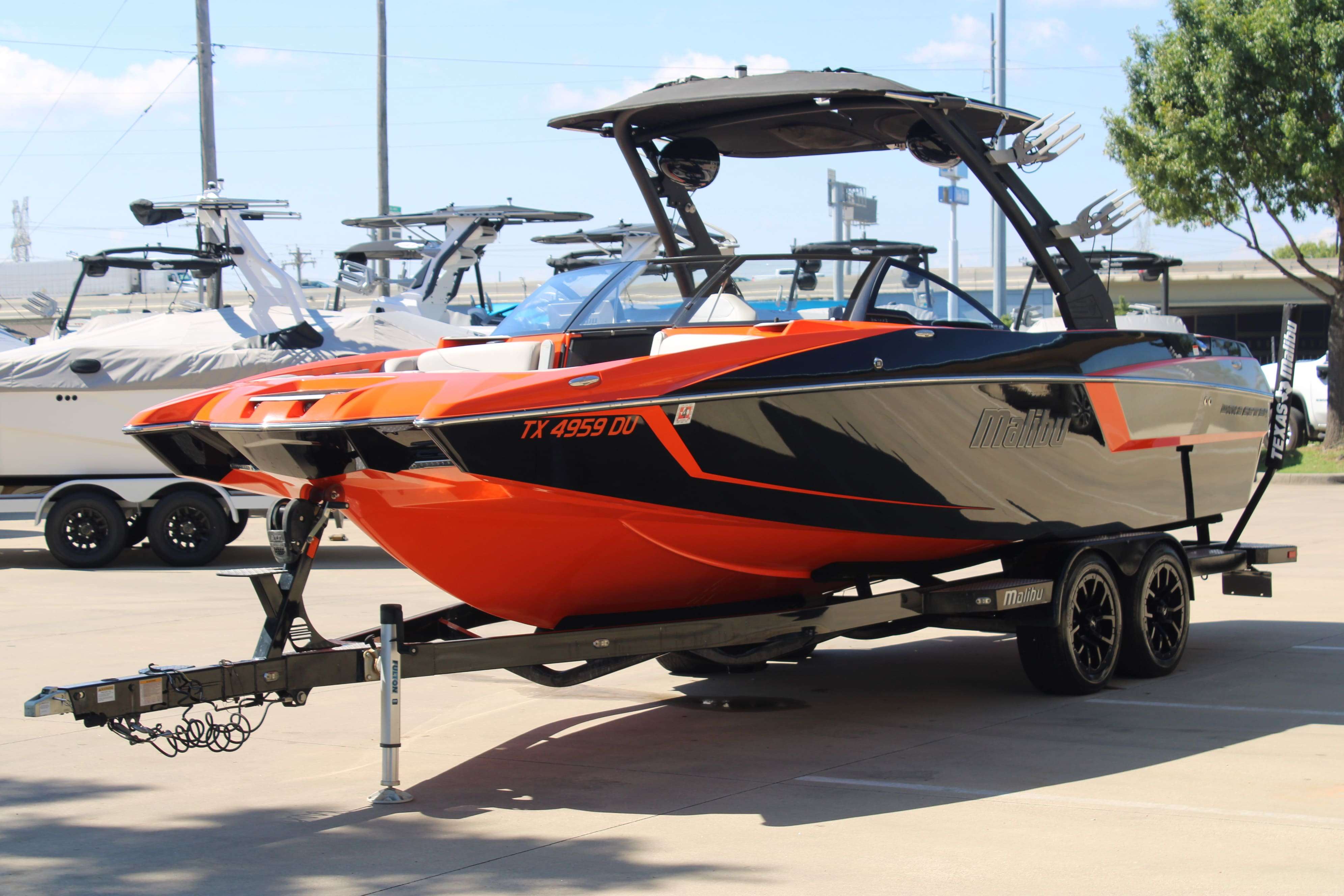 2017 Malibu Boats Wakesetter 24 MXZ-5