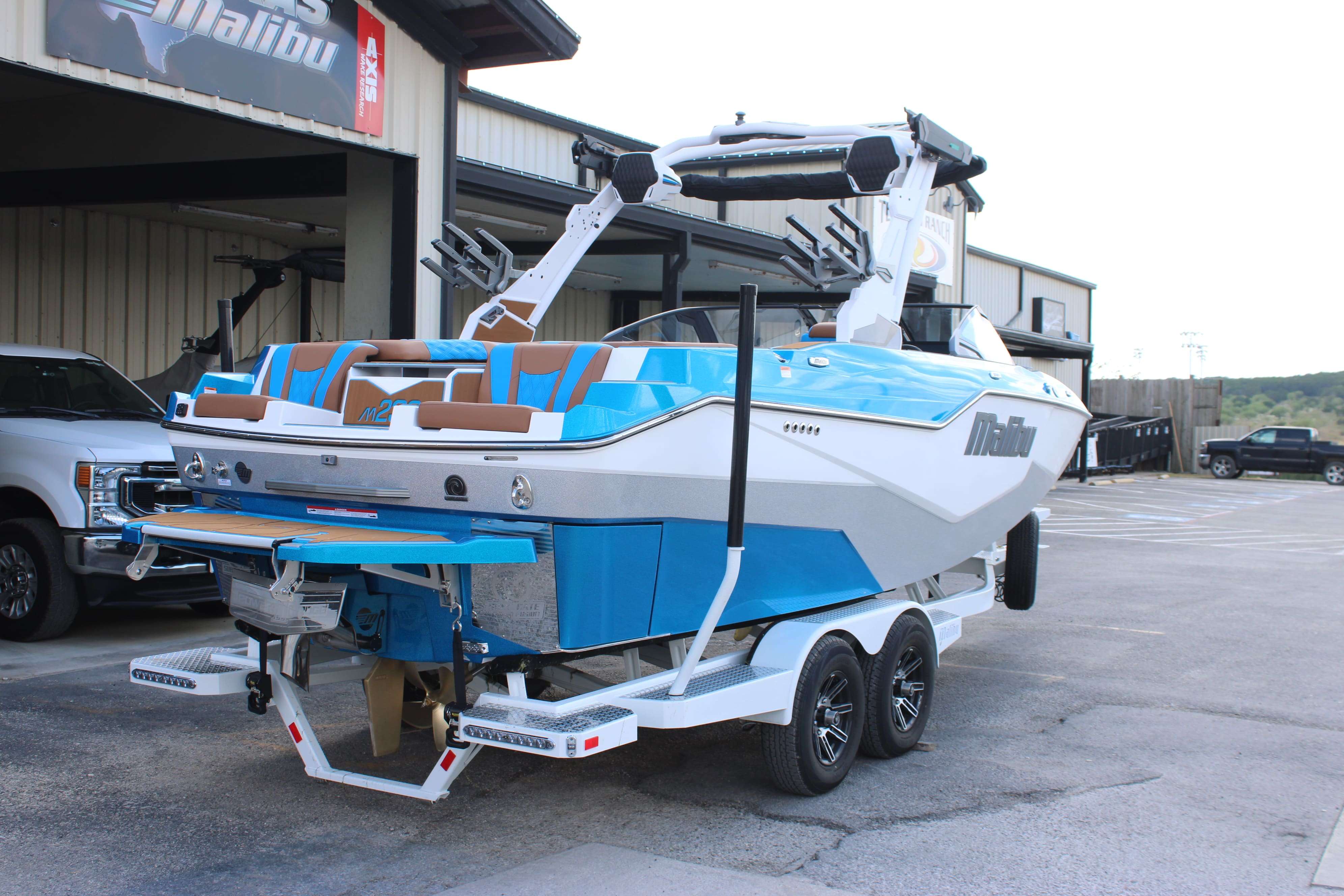 2026 Malibu Boats M230-6