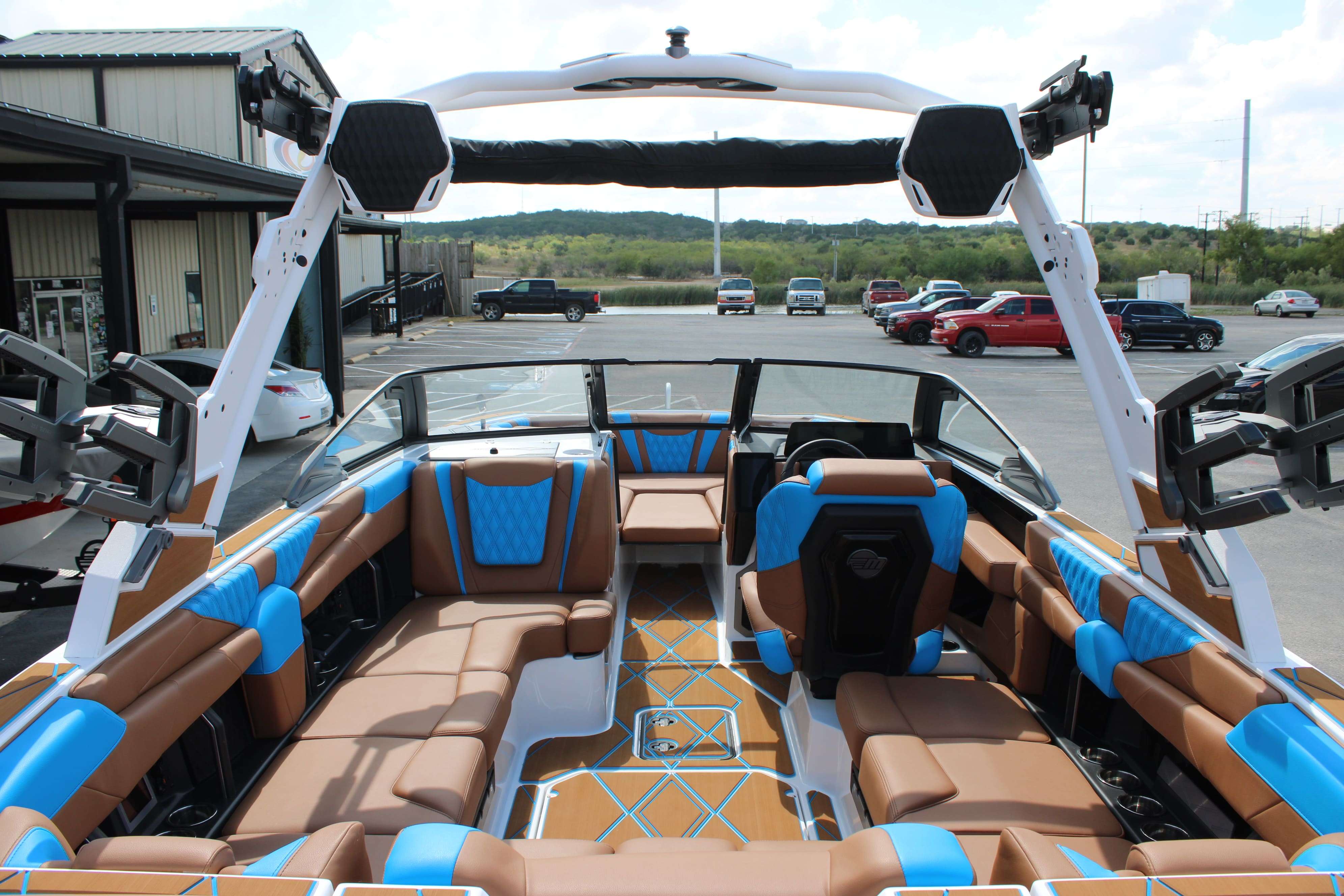 2026 Malibu Boats M230-9