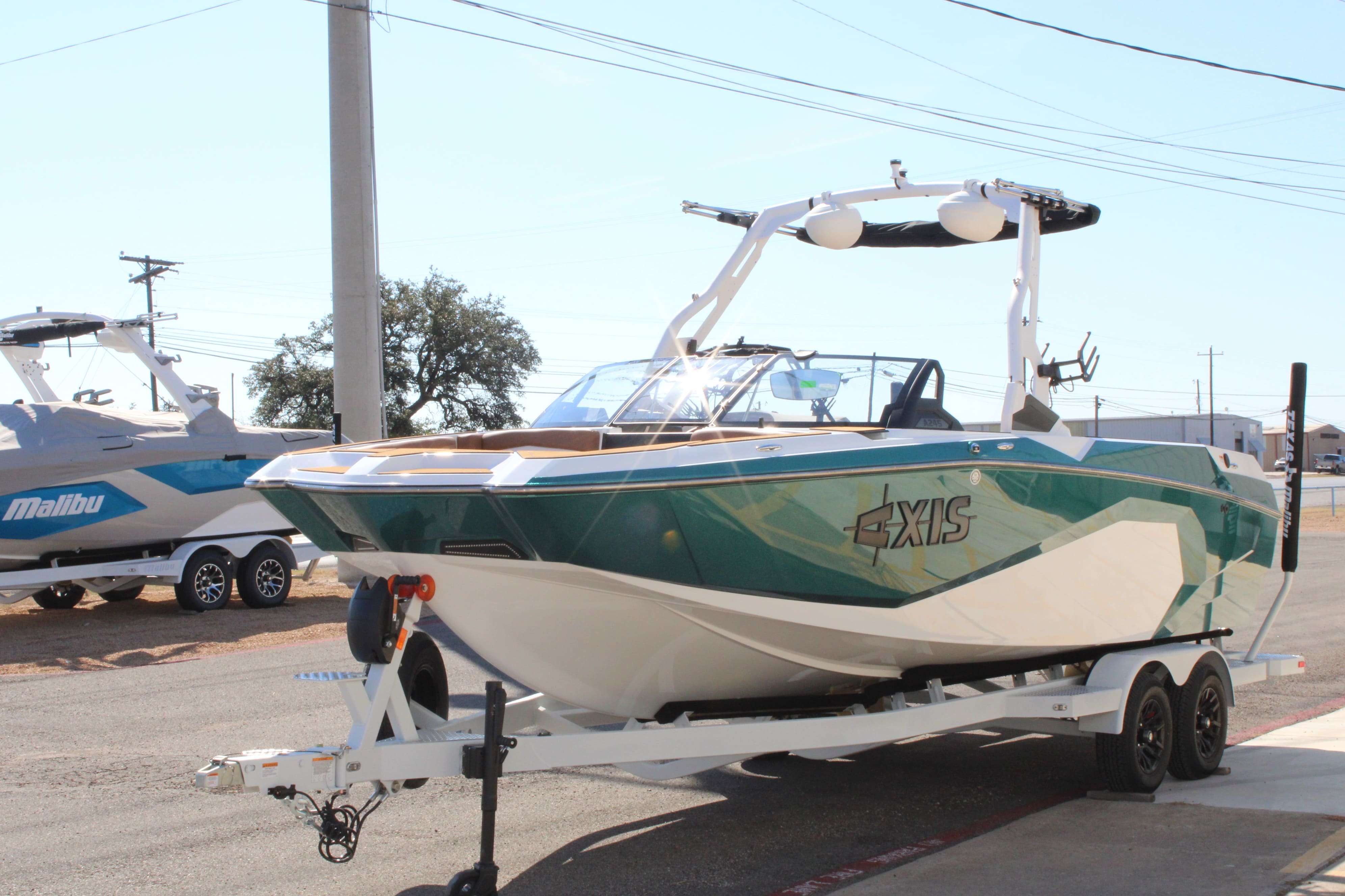 2026 Axis Wake Research Core Series A245-4