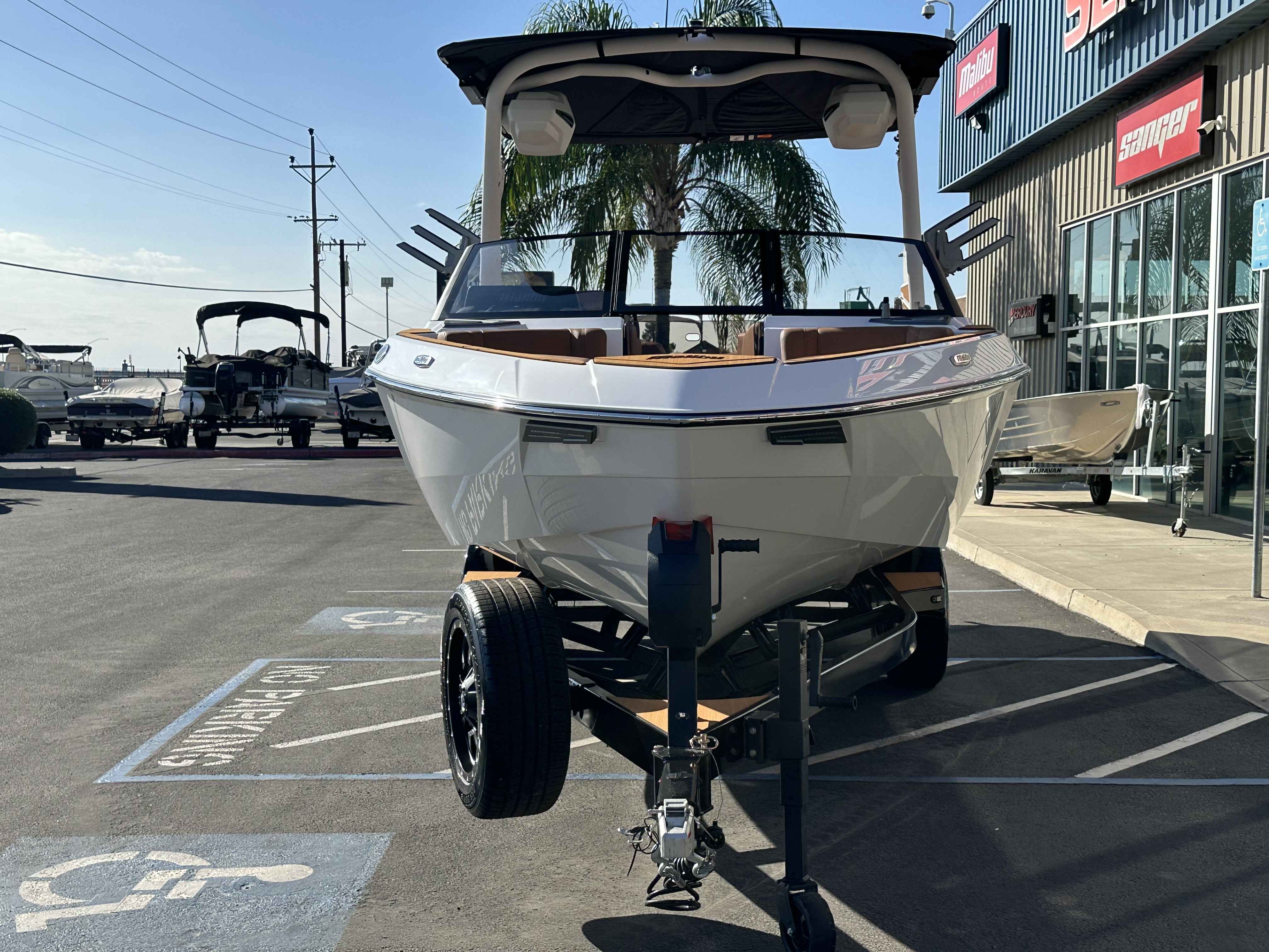 2026 Malibu 23 LSV-7