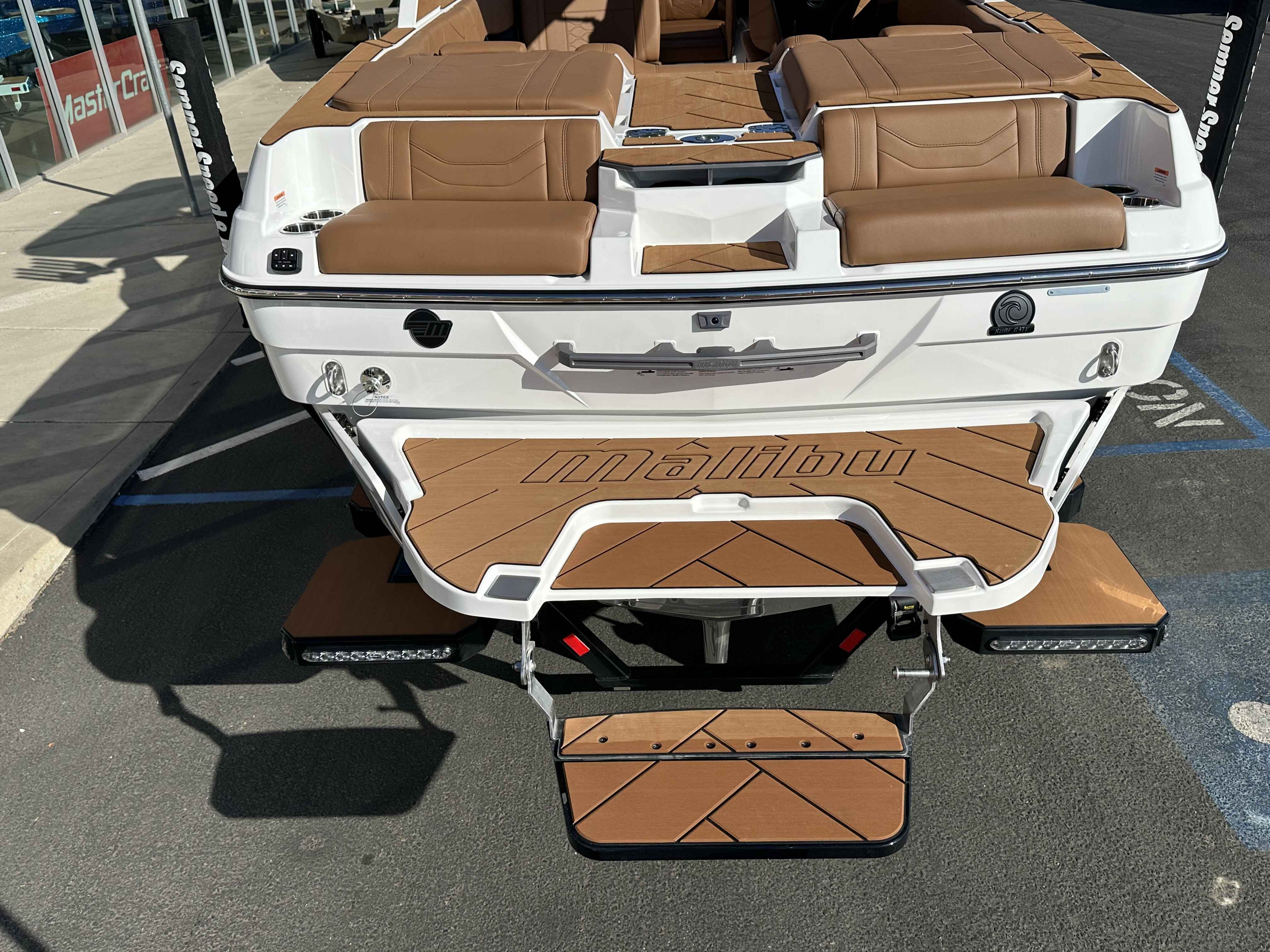 2026 Malibu 23 LSV-9