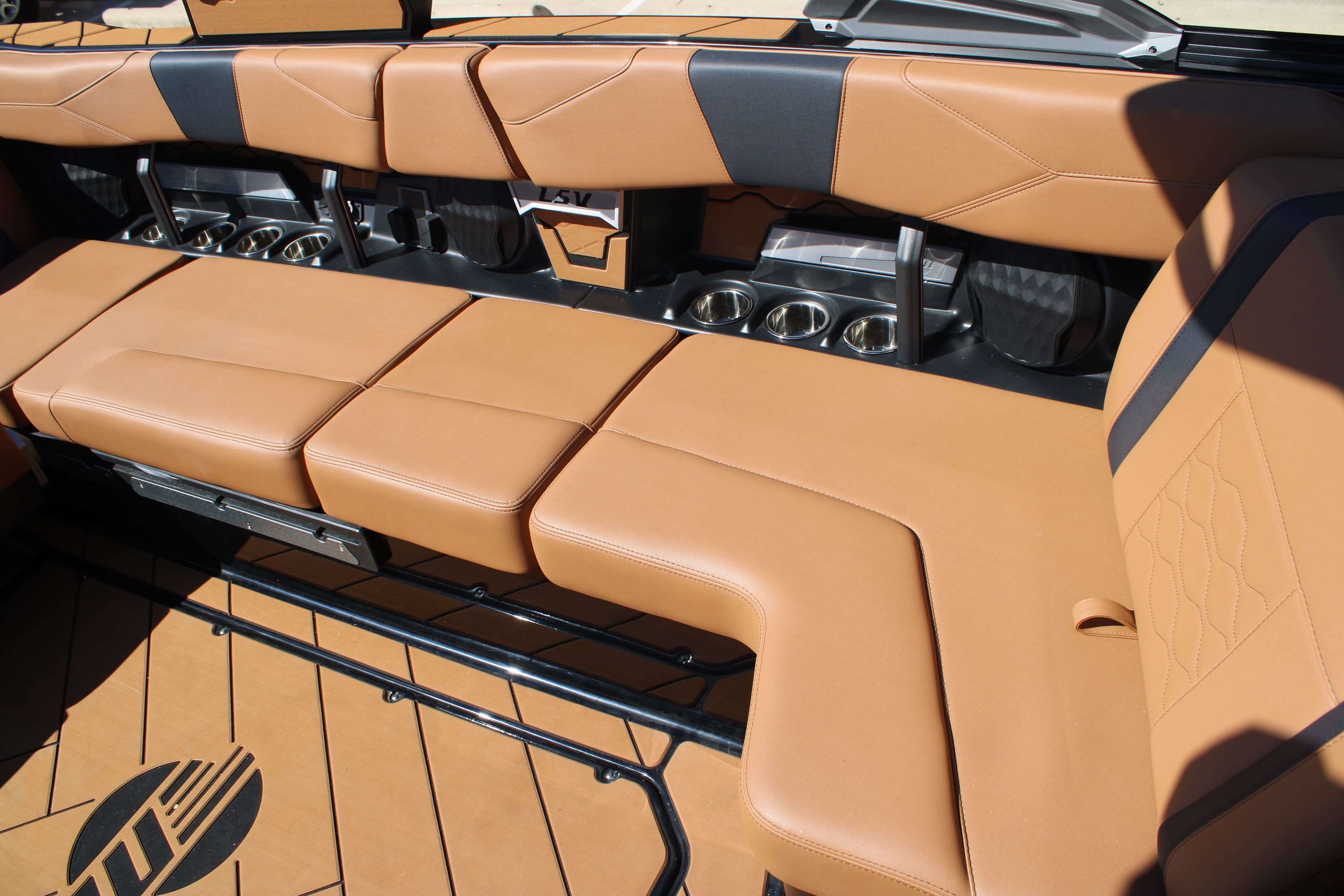 2026 Malibu Boats Wakesetter 23 LSV-16