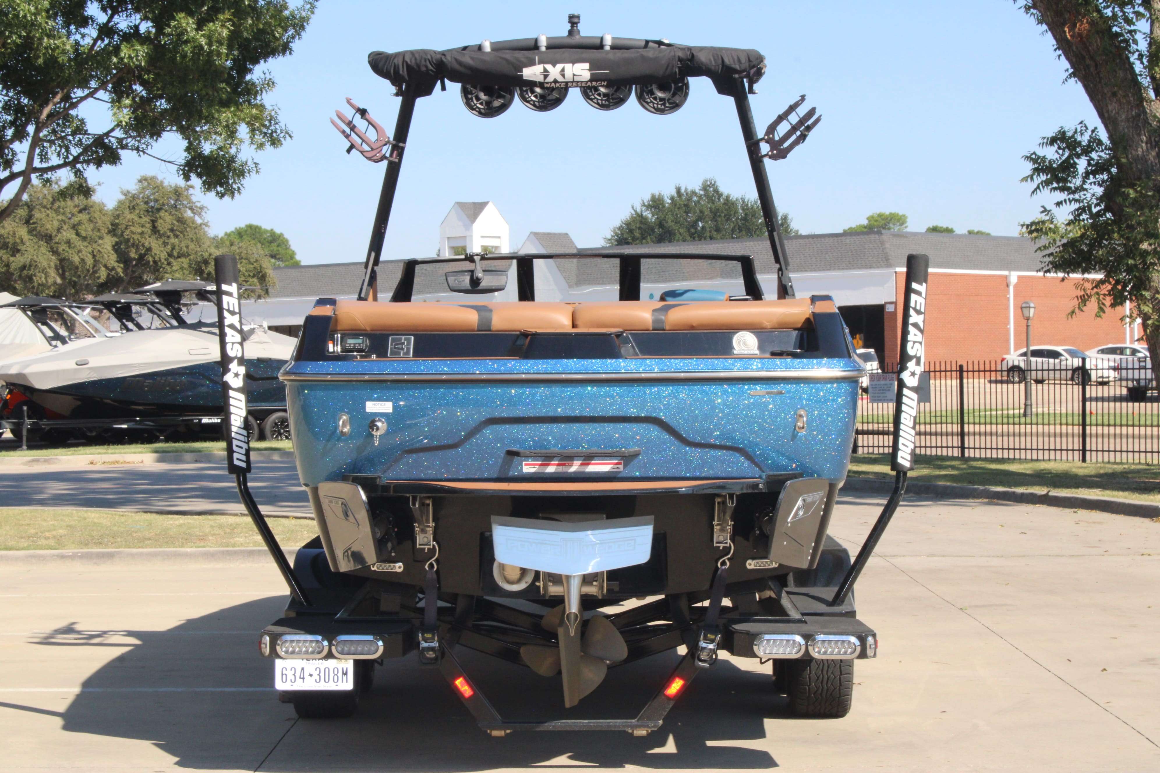 2023 Axis Wake Research Core Series A24-8