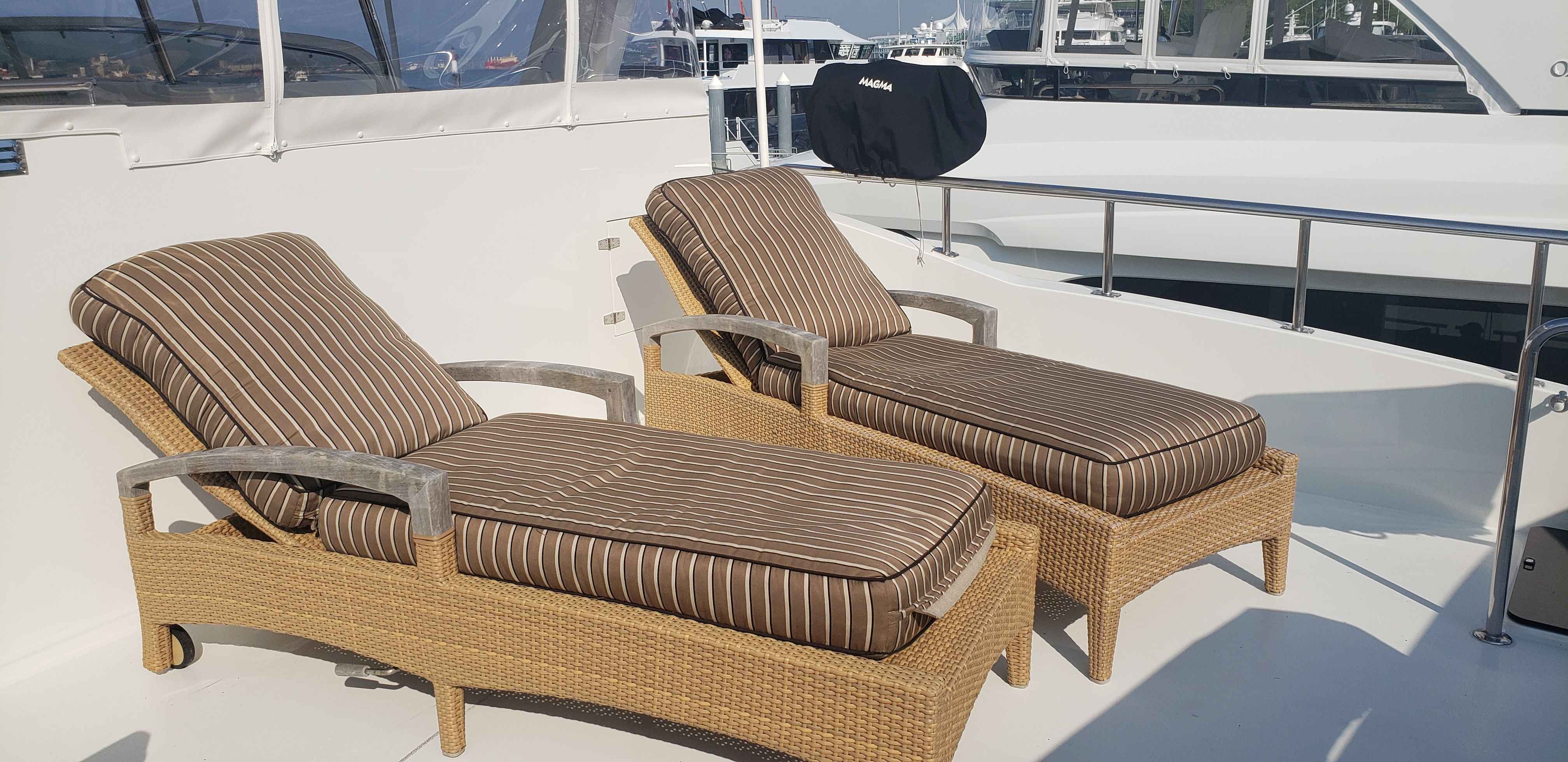 Pre-Owned 2003 Mikelson Long Range Cockpit MY for Sale | Vancouver, BC | M&P Yacht Centre