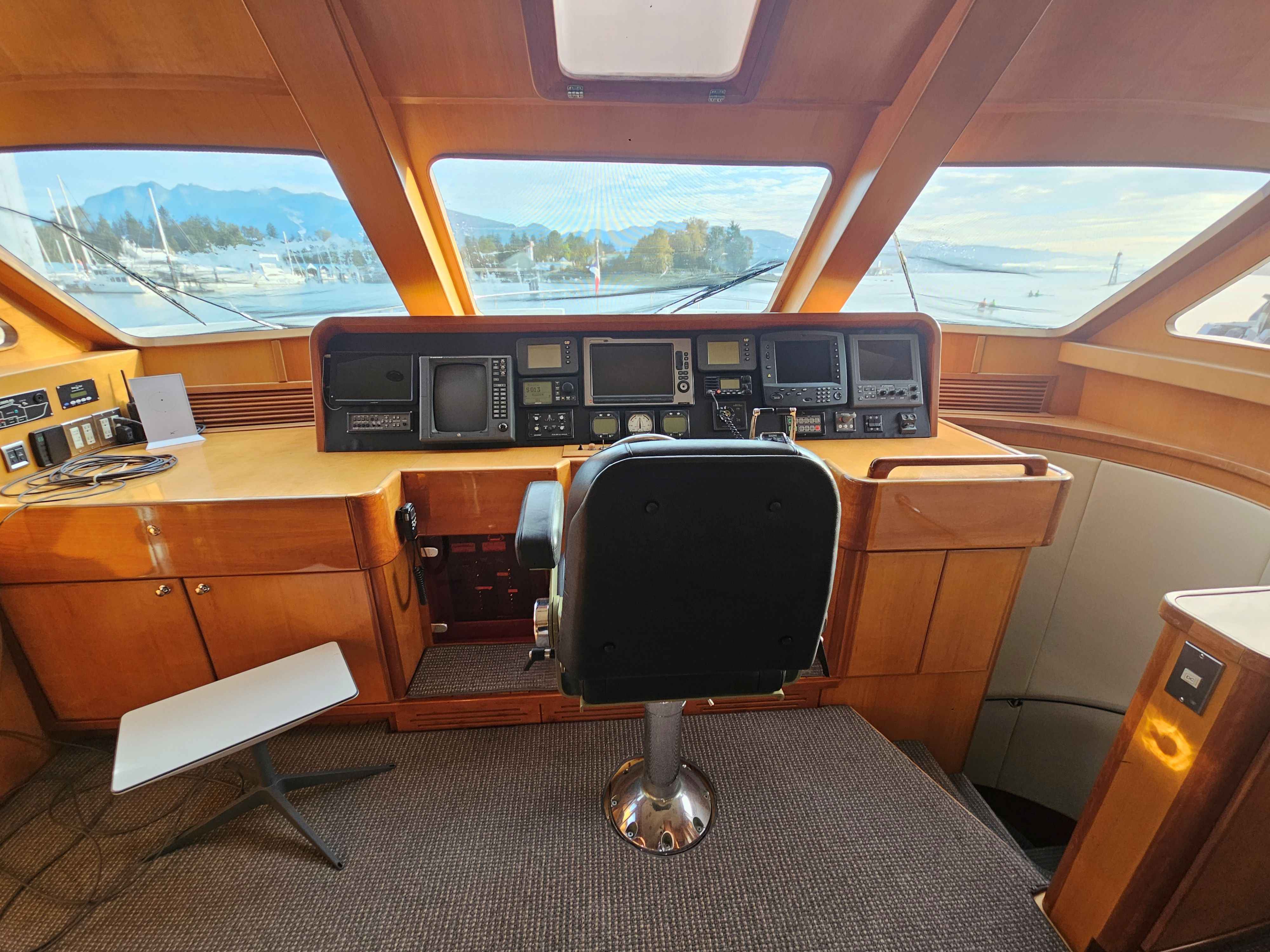 Pre-Owned 2003 Mikelson Long Range Cockpit MY for Sale | Vancouver, BC | M&P Yacht Centre