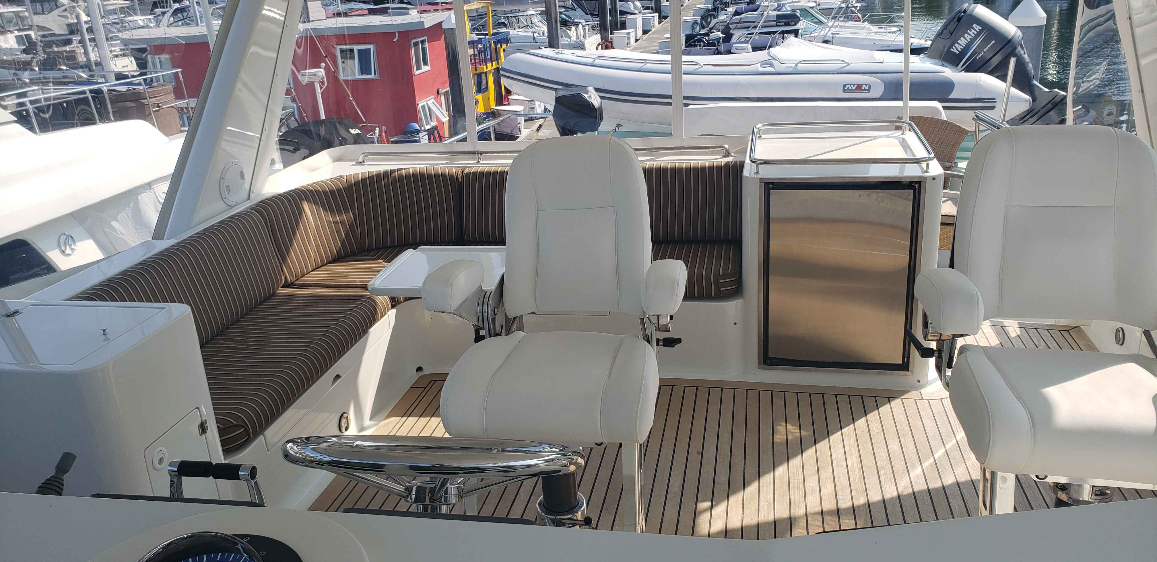 Pre-Owned 2003 Mikelson Long Range Cockpit MY for Sale | Vancouver, BC | M&P Yacht Centre