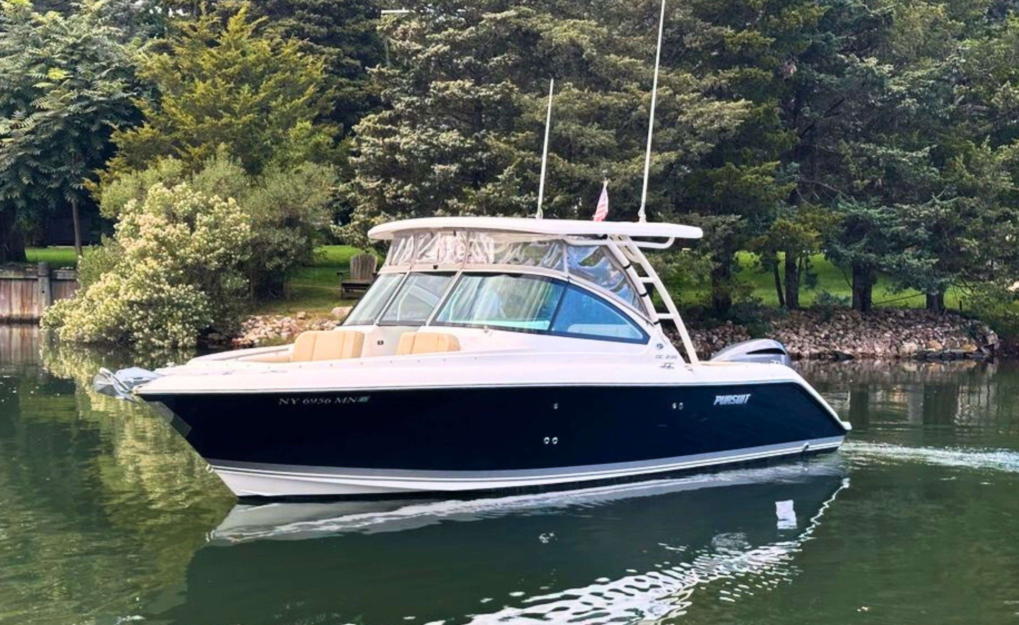 2019 Pursuit DC 2350