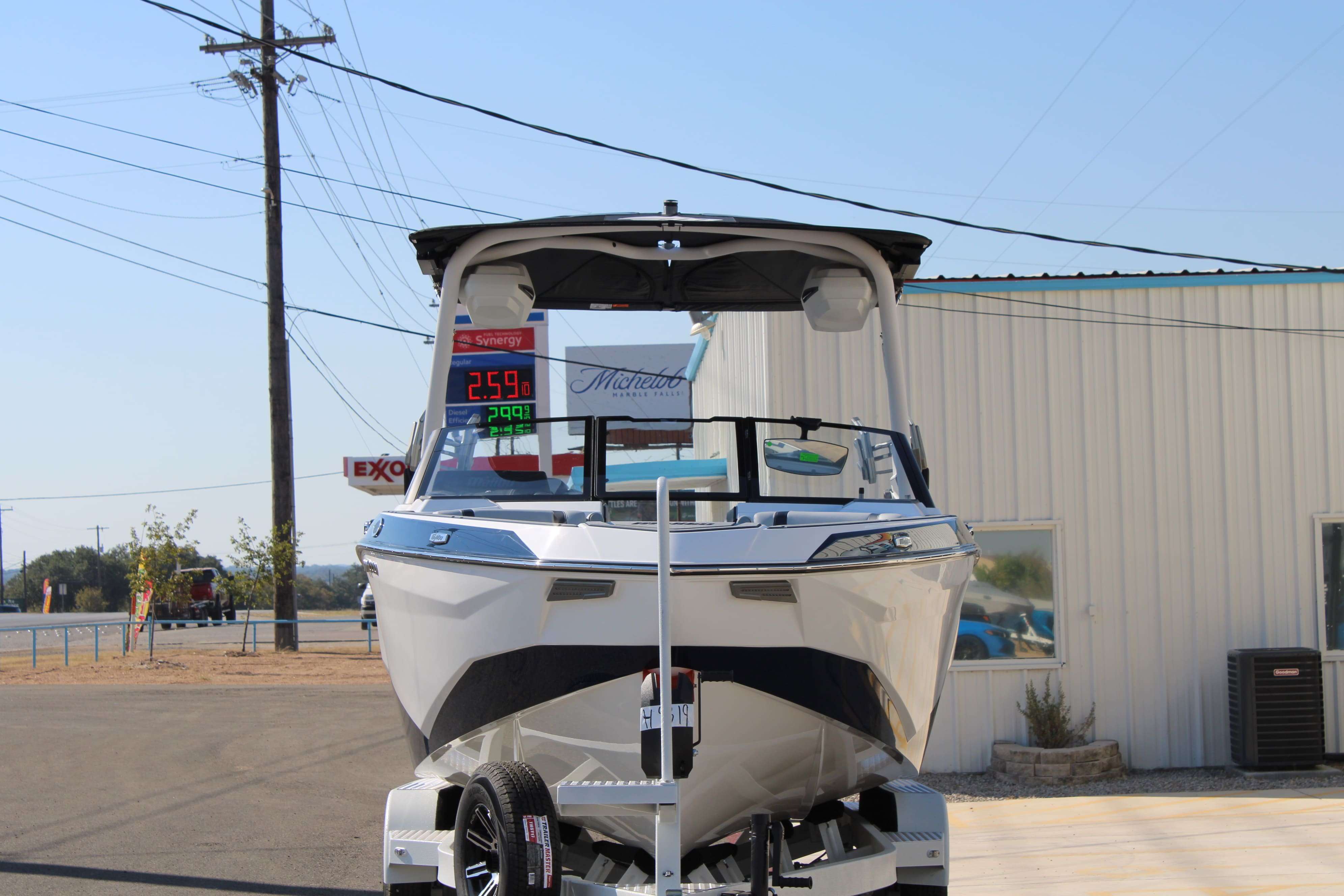 2026 Malibu Boats Wakesetter 25 LSV-3