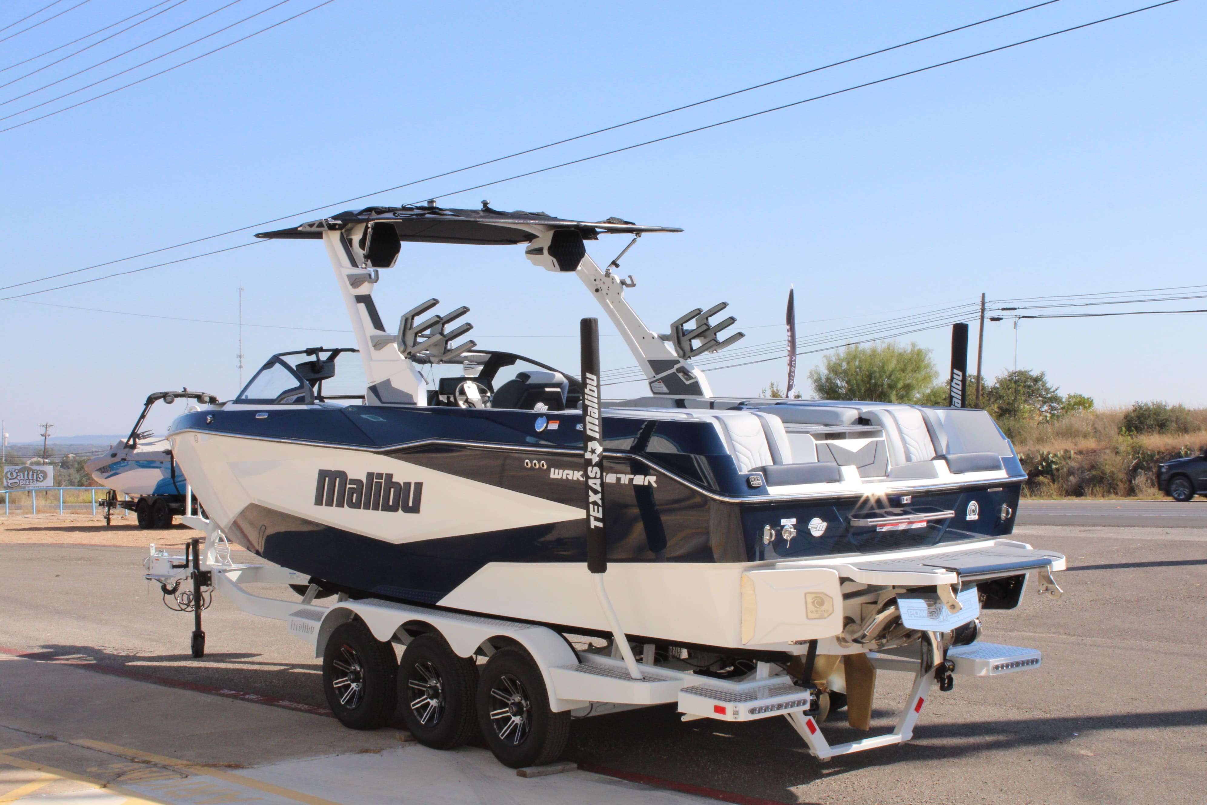 2026 Malibu Boats Wakesetter 25 LSV-8