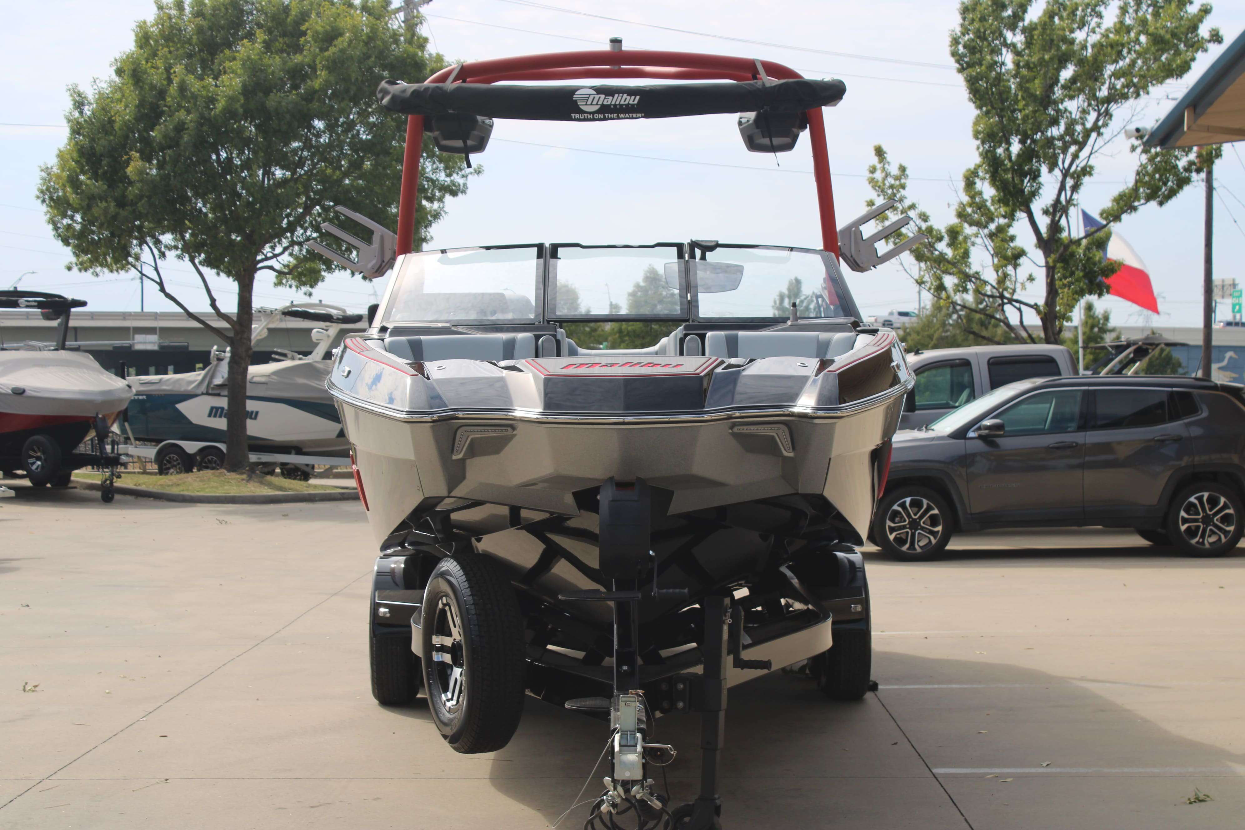 2025 Malibu Boats Wakesetter 24 MXZ-3