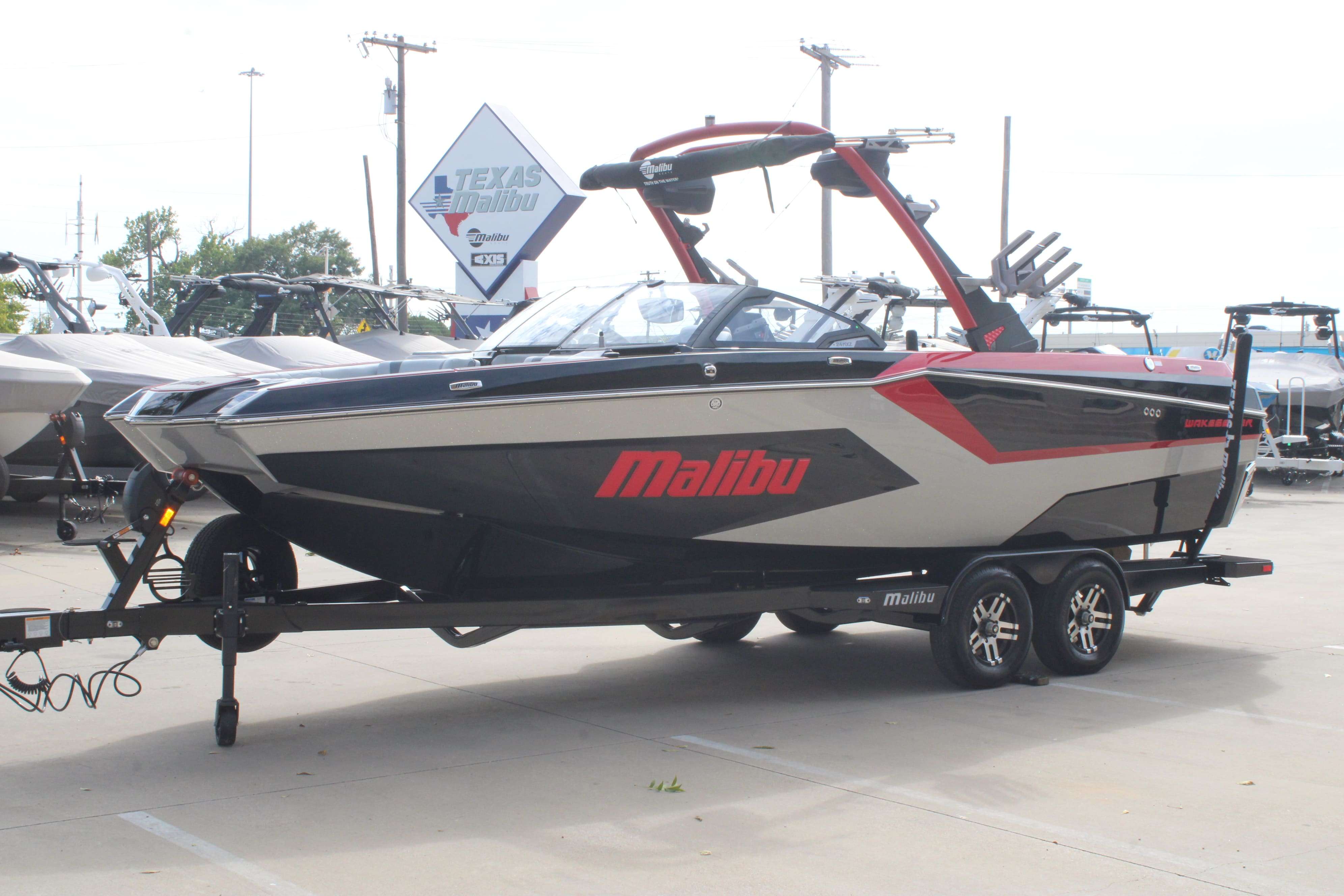 2025 Malibu Boats Wakesetter 24 MXZ-4