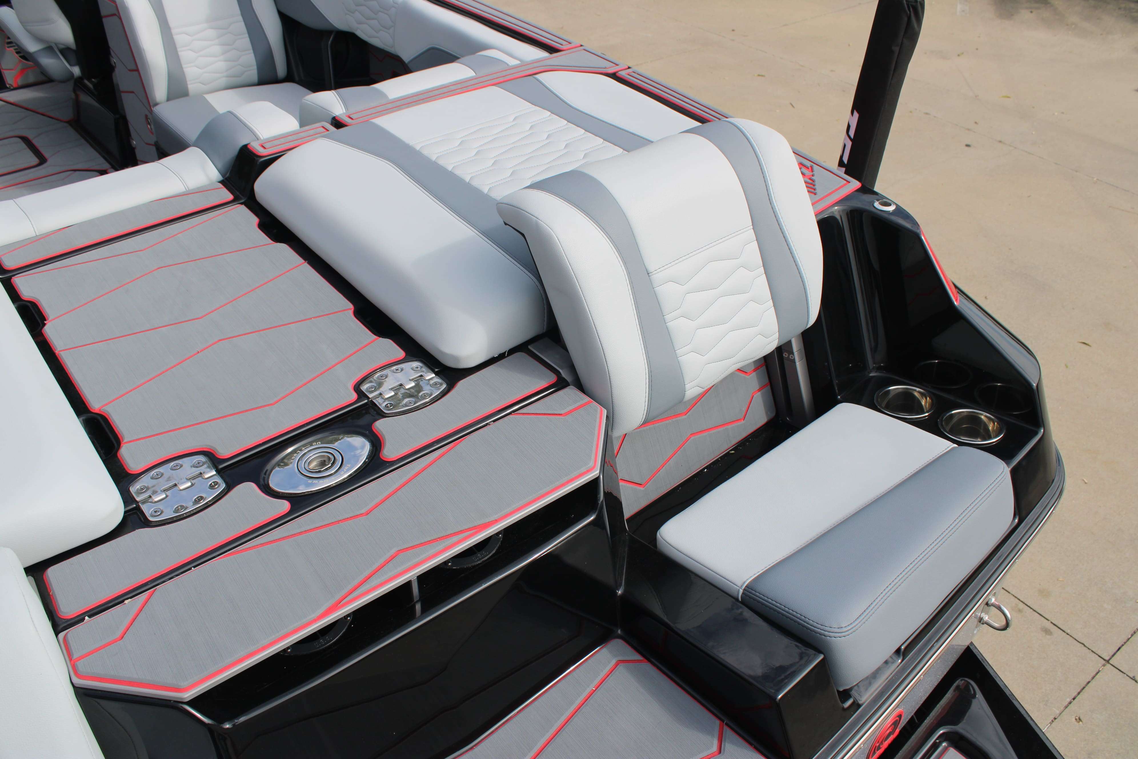 2025 Malibu Boats Wakesetter 24 MXZ-11