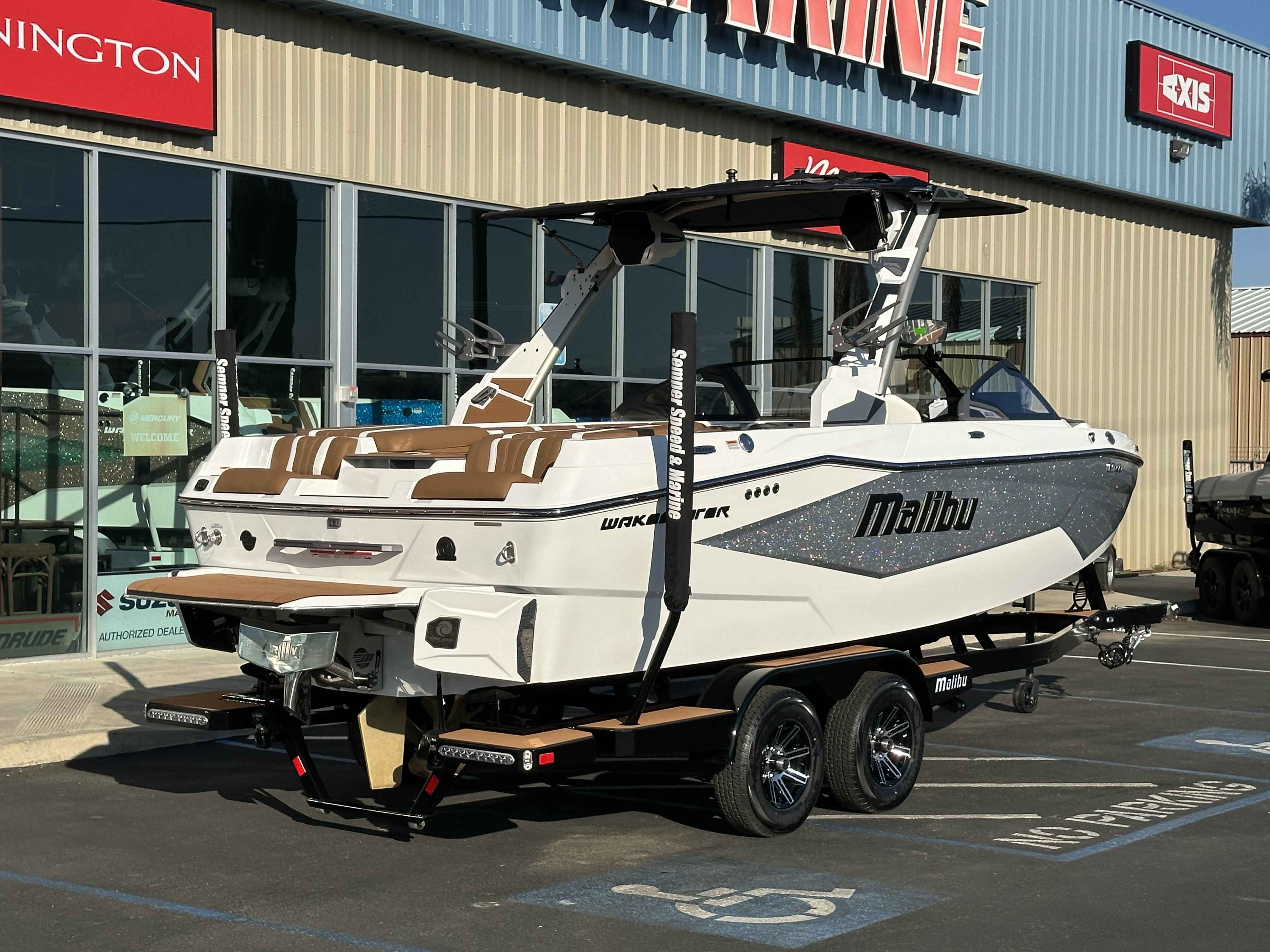 2026 Malibu 22 LSV-2