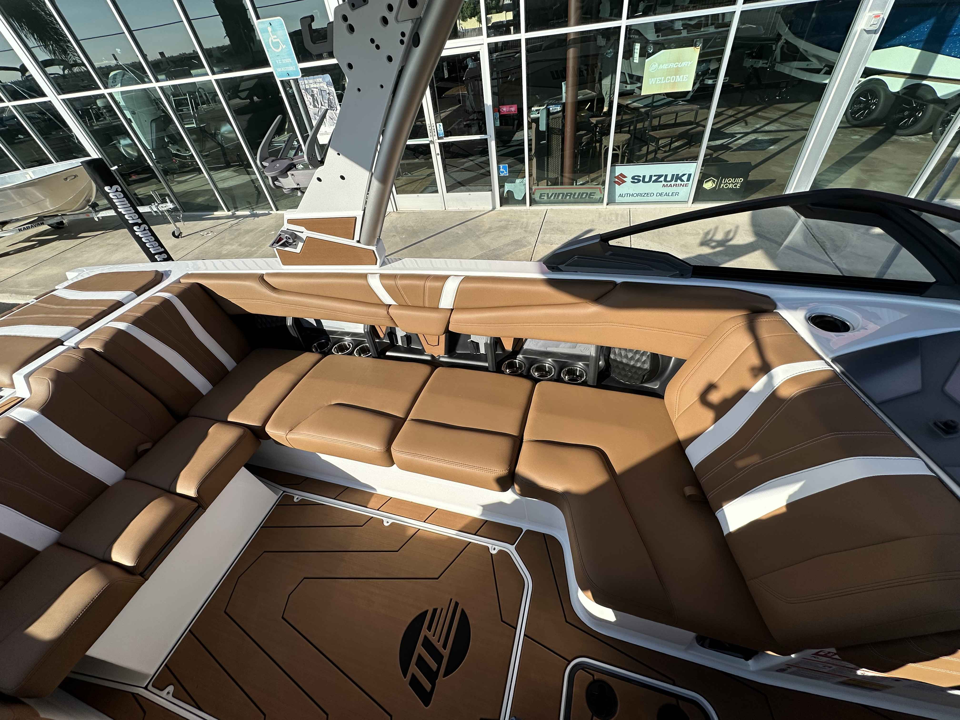 2026 Malibu 22 LSV-13