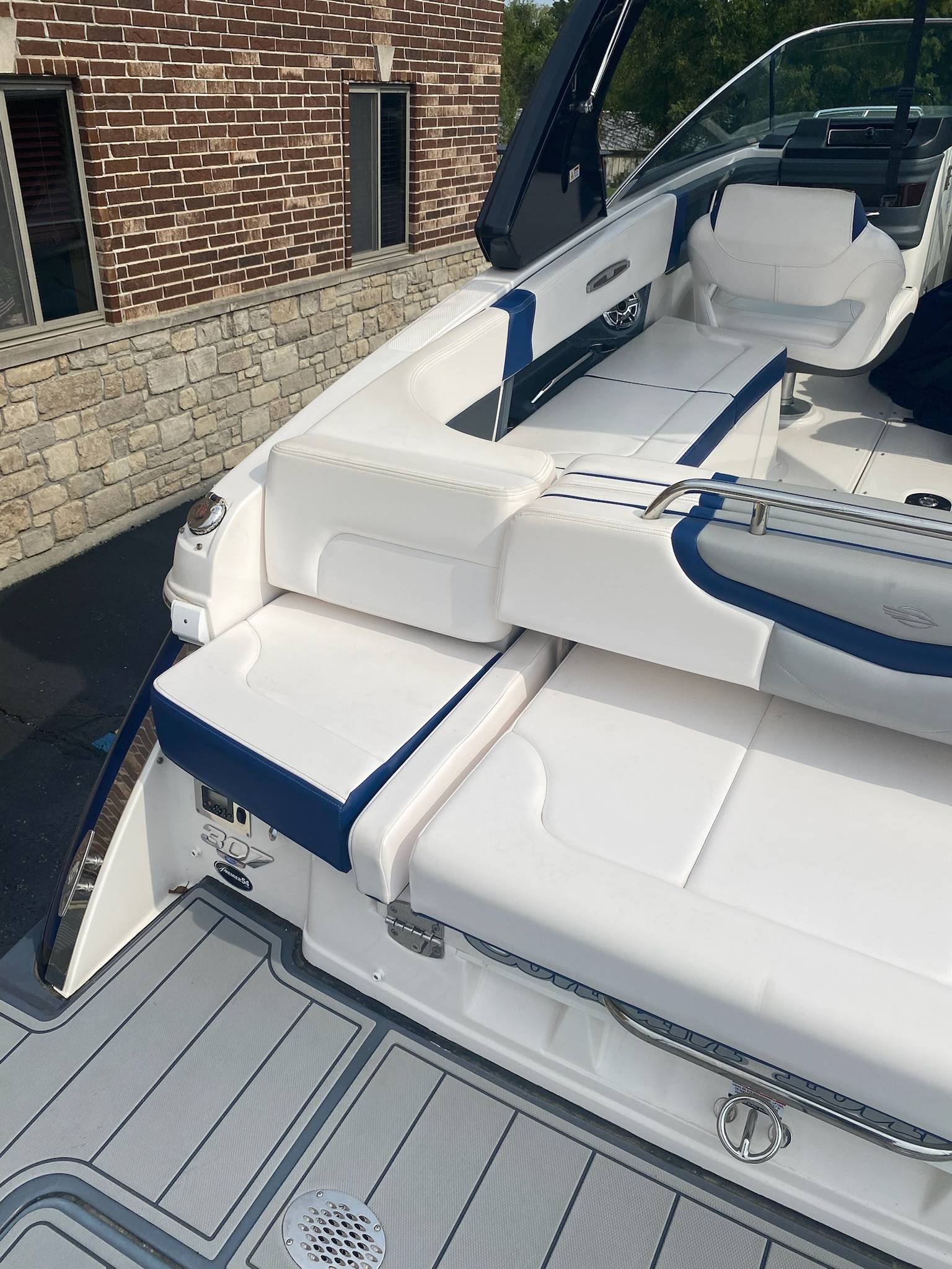 2021 Chaparral SSX-24