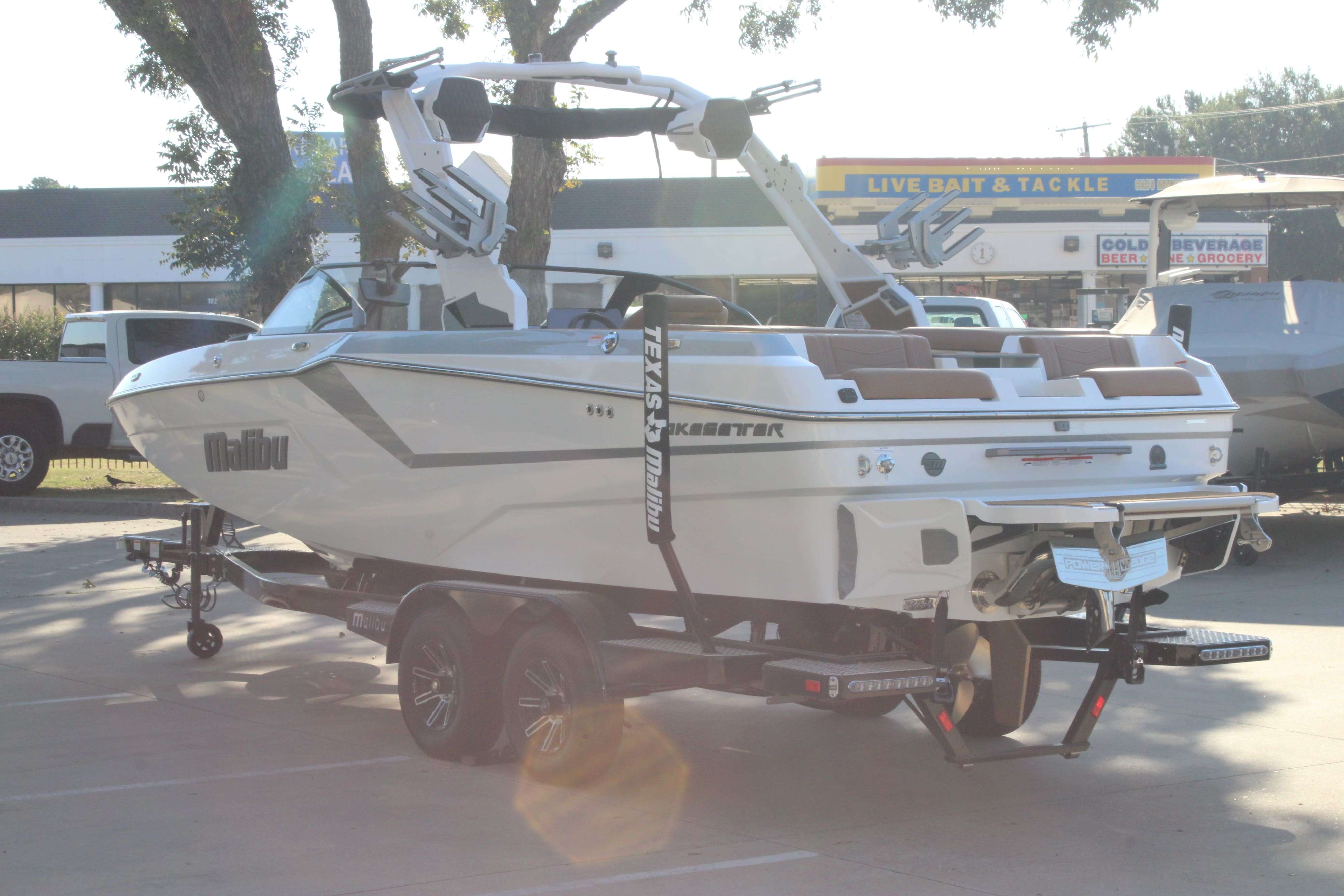 2026 Malibu Boats Wakesetter 23 MXZ-6