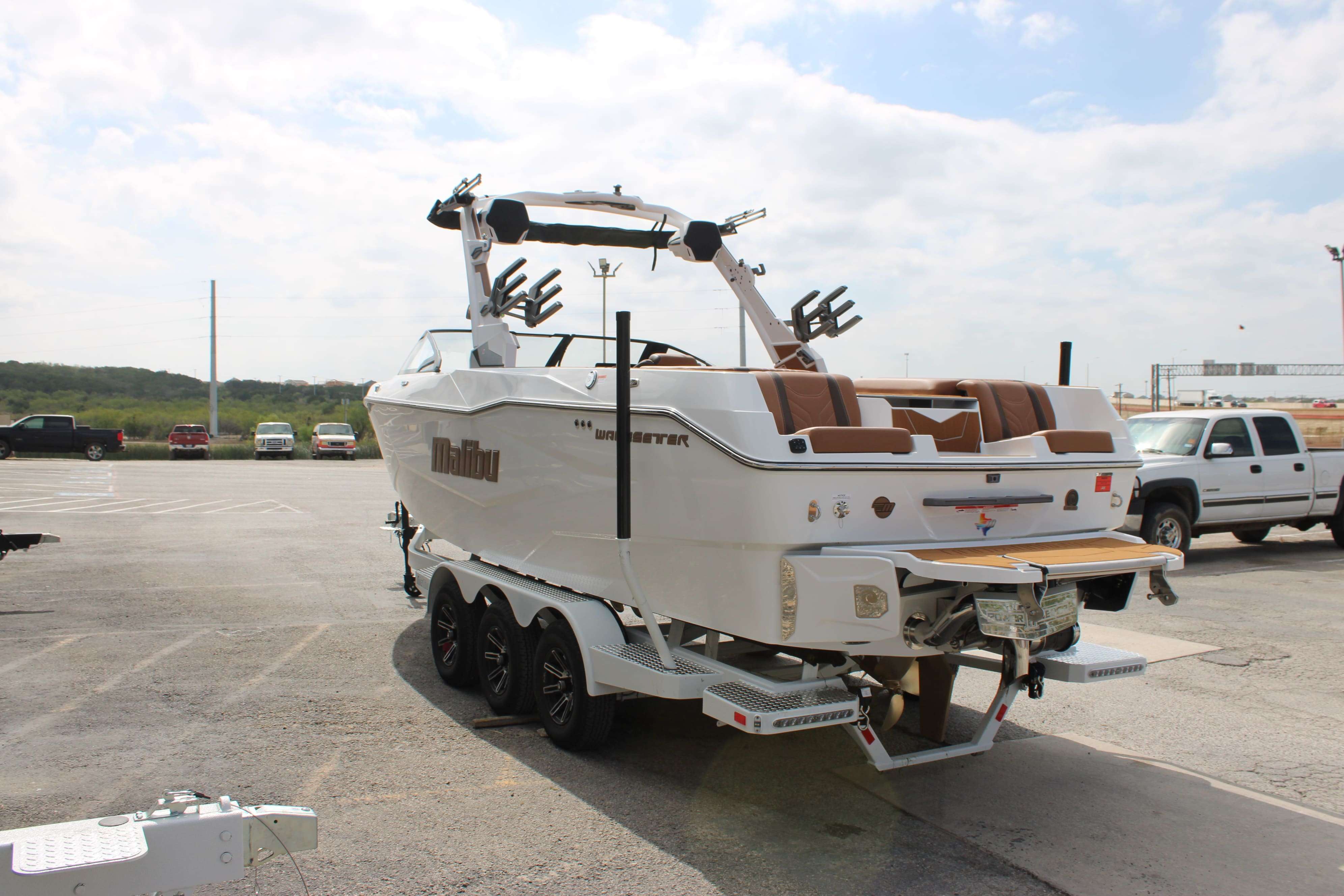 2026 Malibu Boats Wakesetter 25 LSV-5