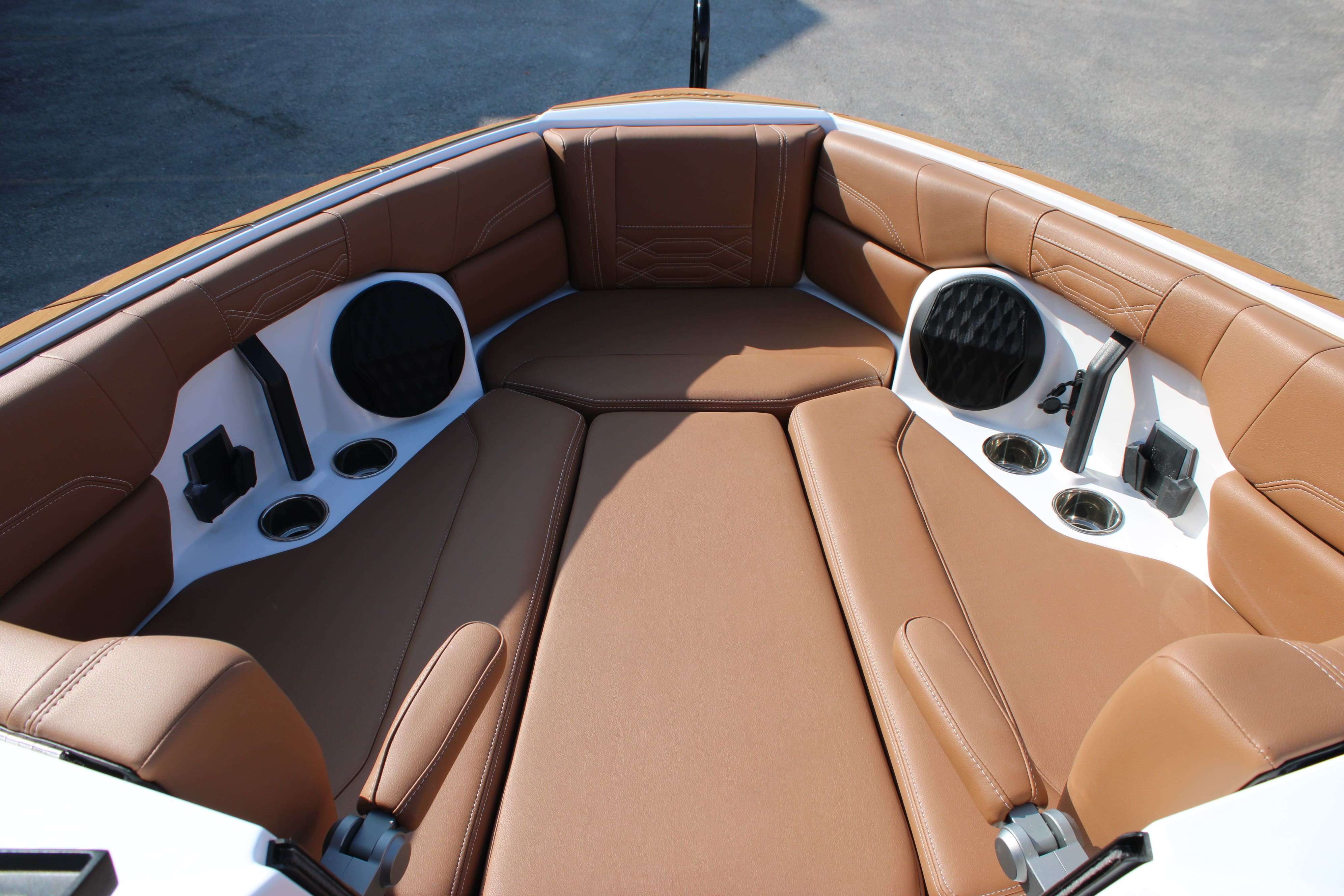 2026 Malibu Boats Wakesetter 26 LSV-17