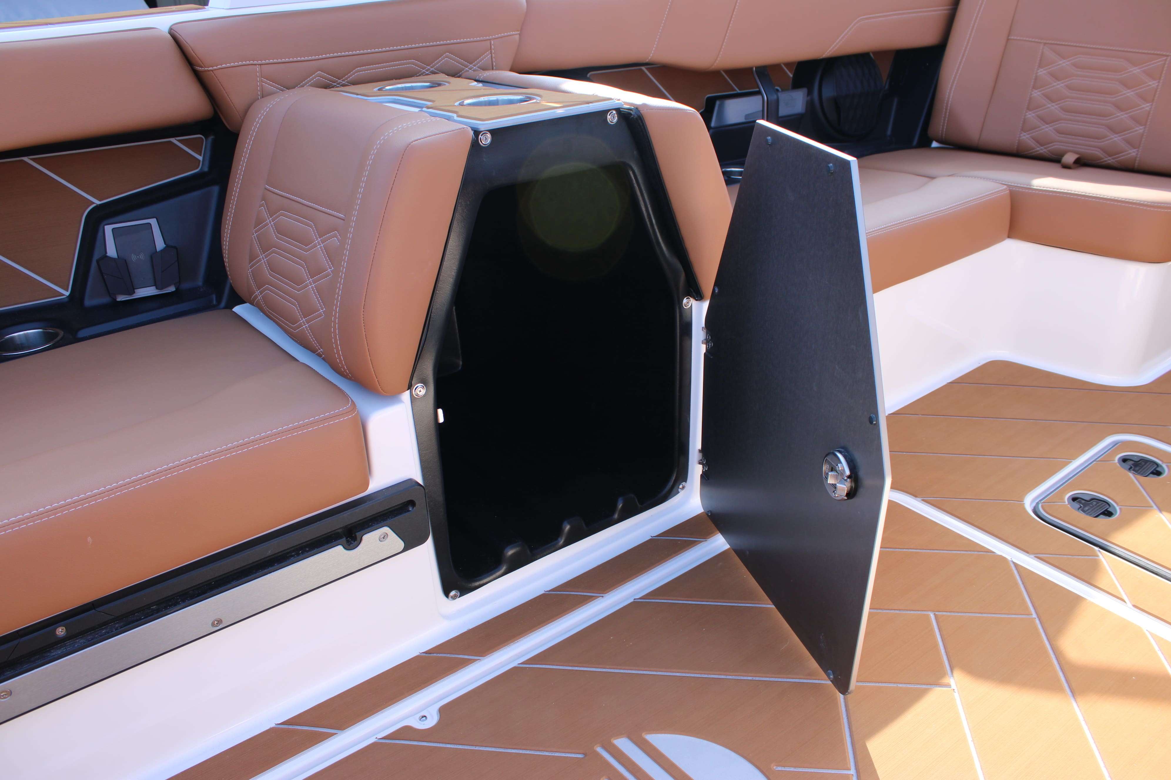 2026 Malibu Boats Wakesetter 26 LSV-20