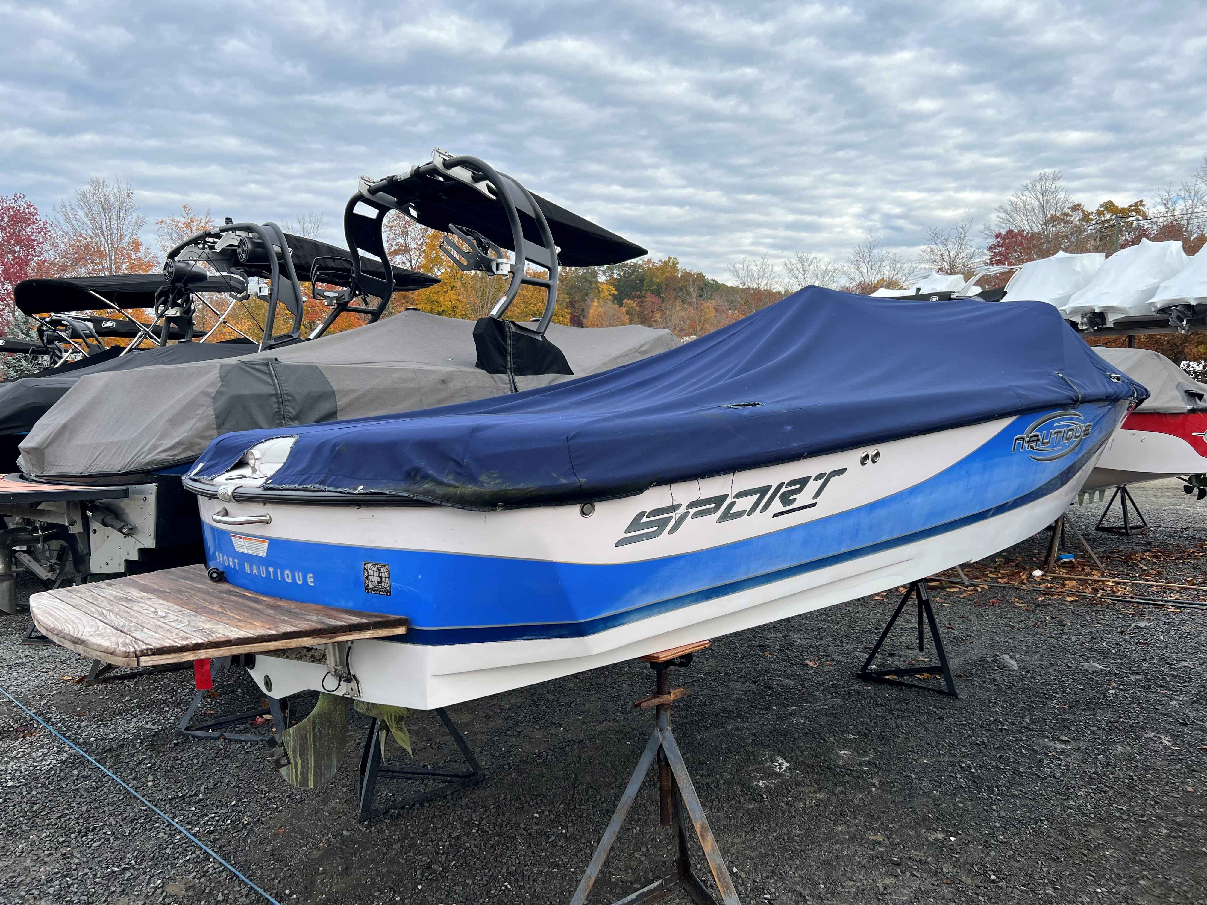 2002 Nautique Sport-12