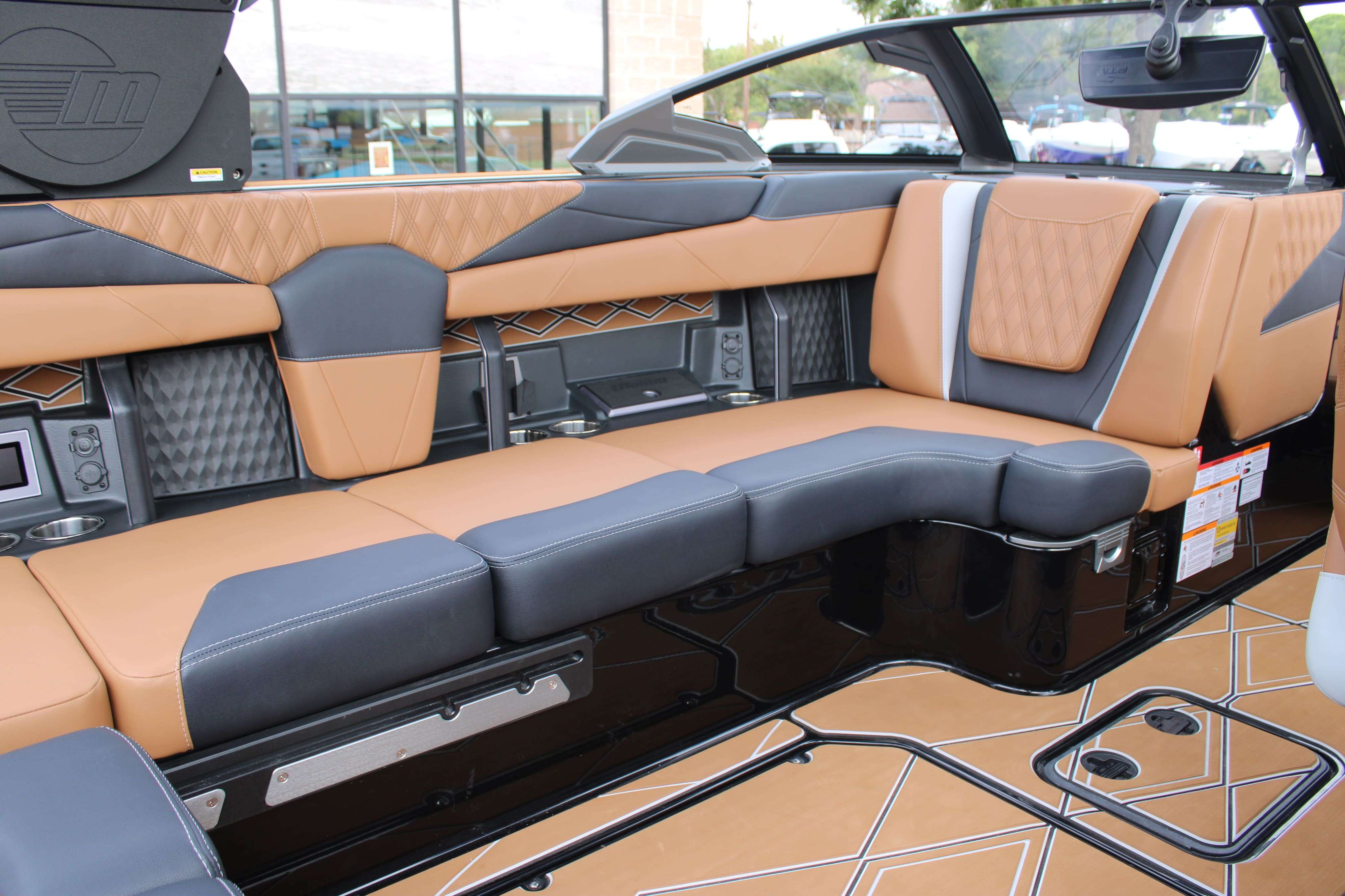 2026 Malibu Boats M230-16