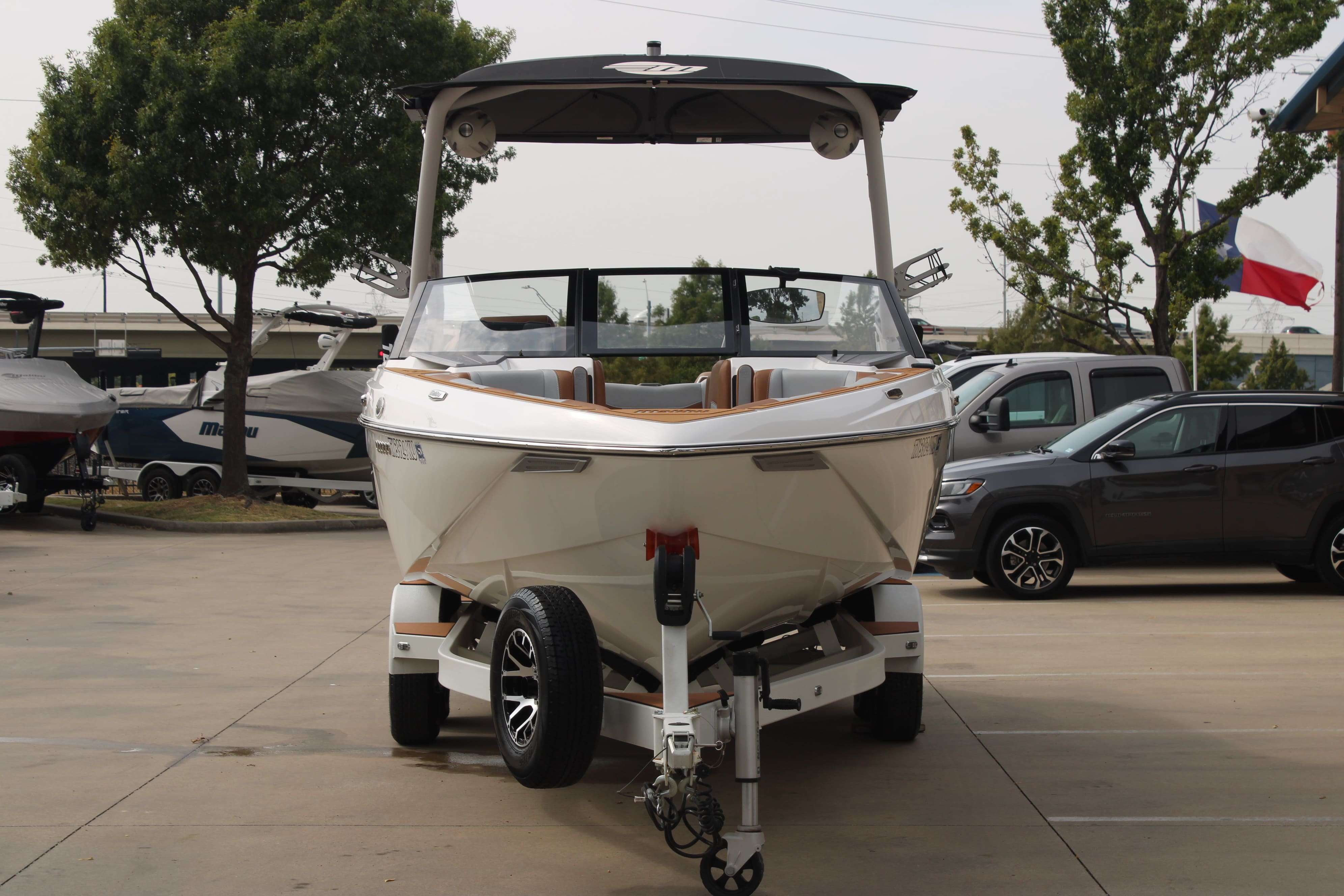 2023 Malibu Boats Wakesetter 23 LSV-3