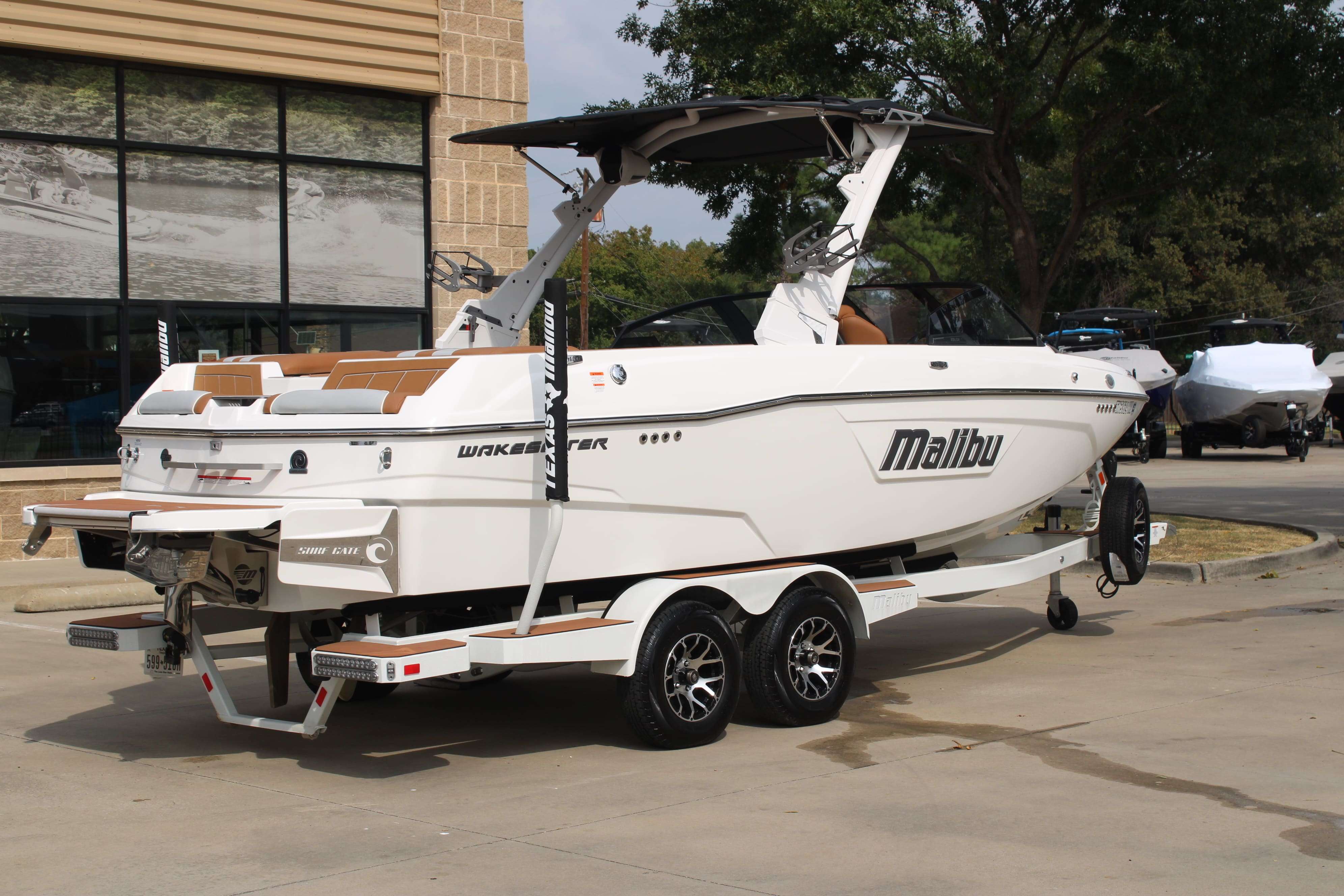 2023 Malibu Boats Wakesetter 23 LSV-9