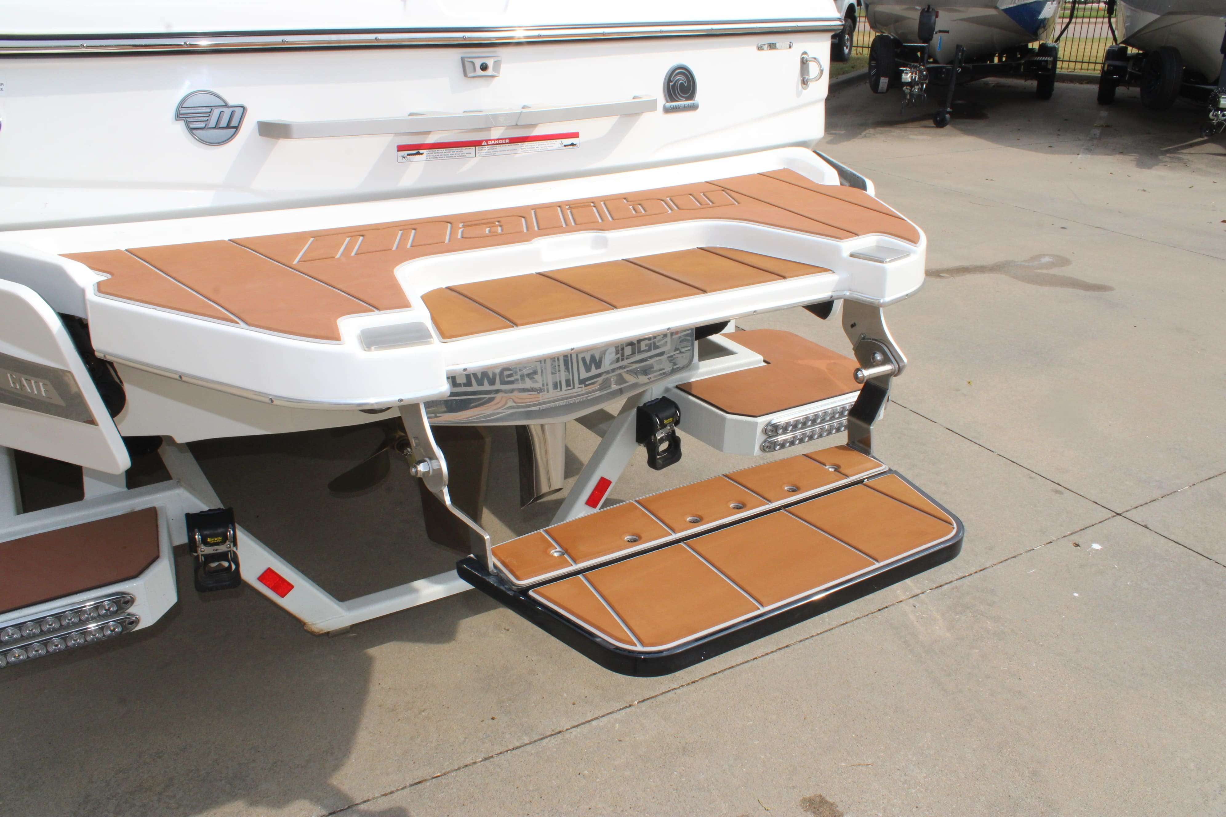 2023 Malibu Boats Wakesetter 23 LSV-10