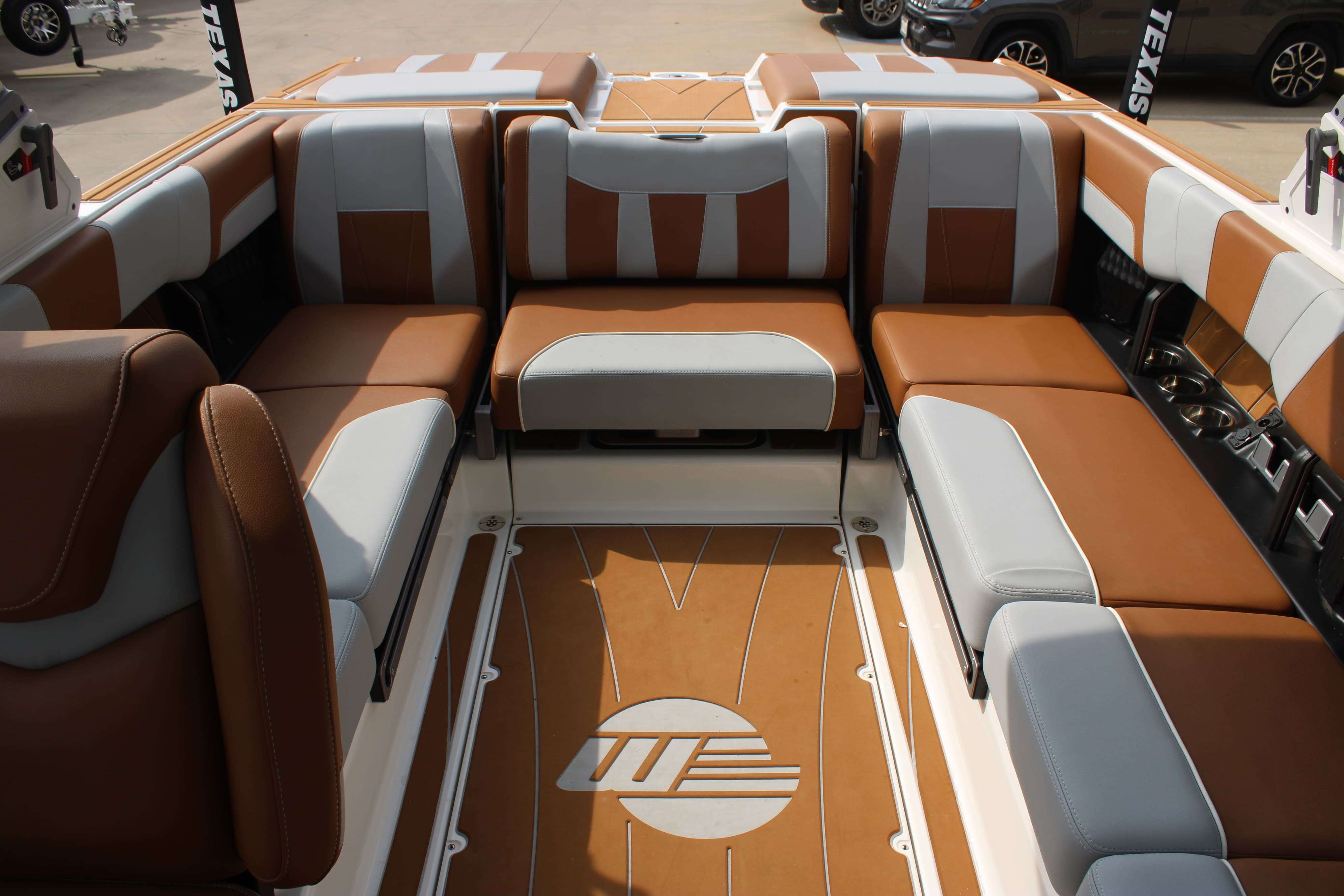 2023 Malibu Boats Wakesetter 23 LSV-15